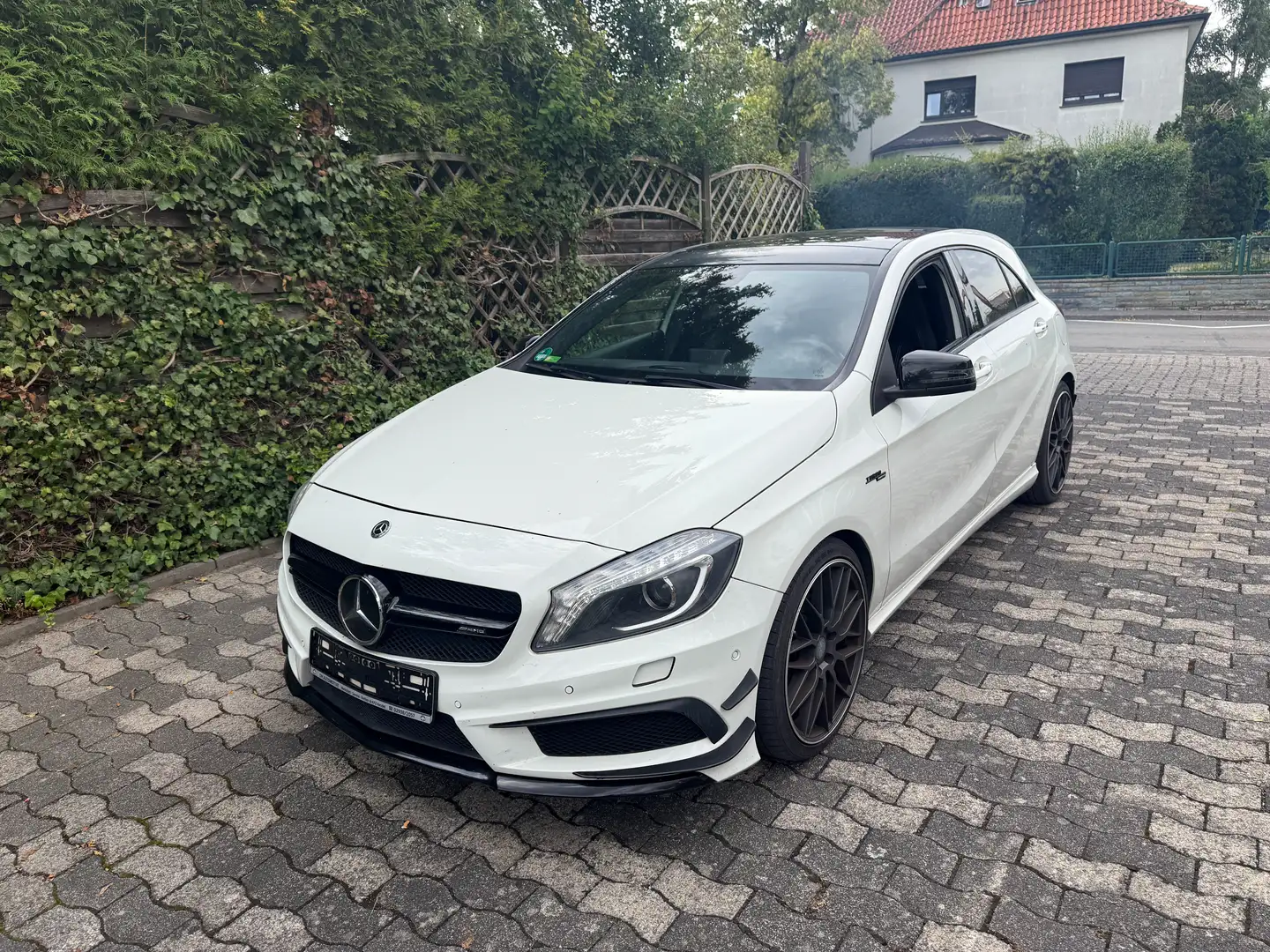 Mercedes-Benz A 180 A 180 BlueEfficiency AMG LINE !!MIT MÄNGELN!! Blanc - 1