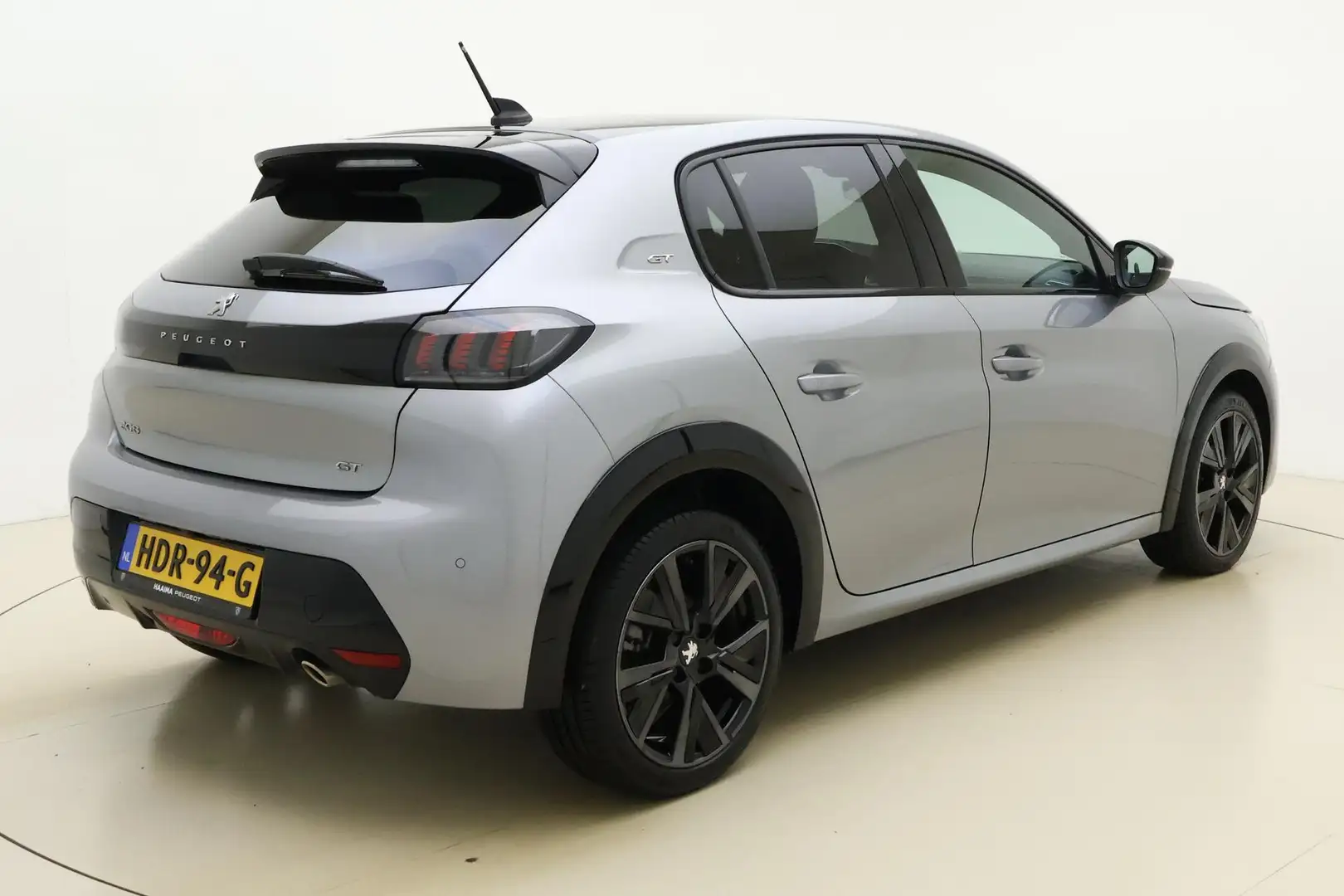 Peugeot 208 1.2T 100pk GT | Climate & Cruise Control | Parkeer Argent - 2