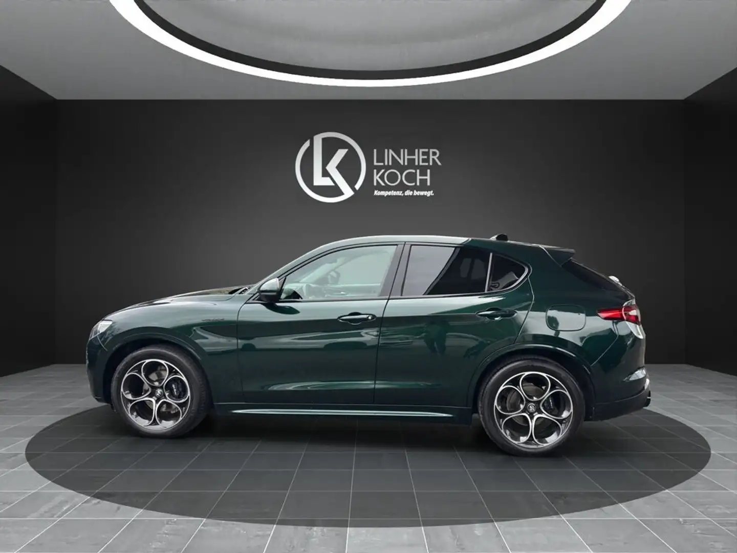 Alfa Romeo Stelvio Veloce 2.2 16V Q4 ''AHV+Pano+Leder+uvm'' Grün - 2