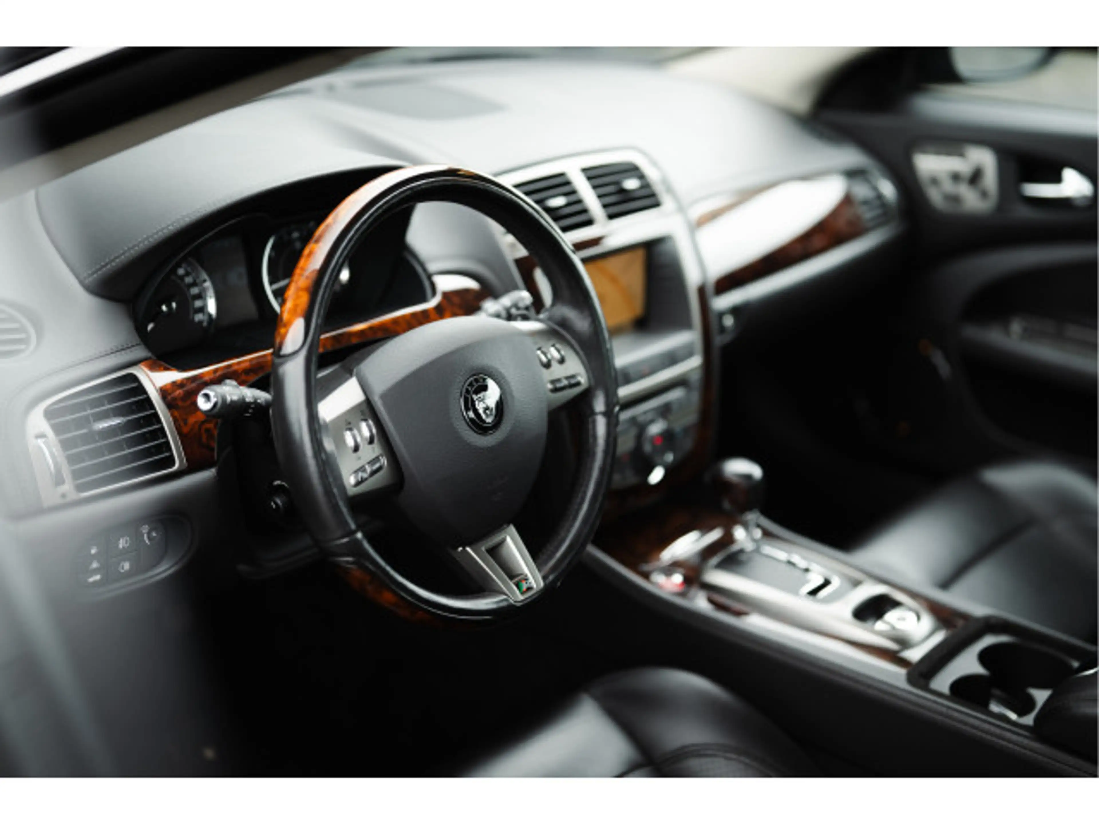 Jaguar XKR 4.2 V8 Coupé | Cruise control | Elektrisch verstel — photo 15