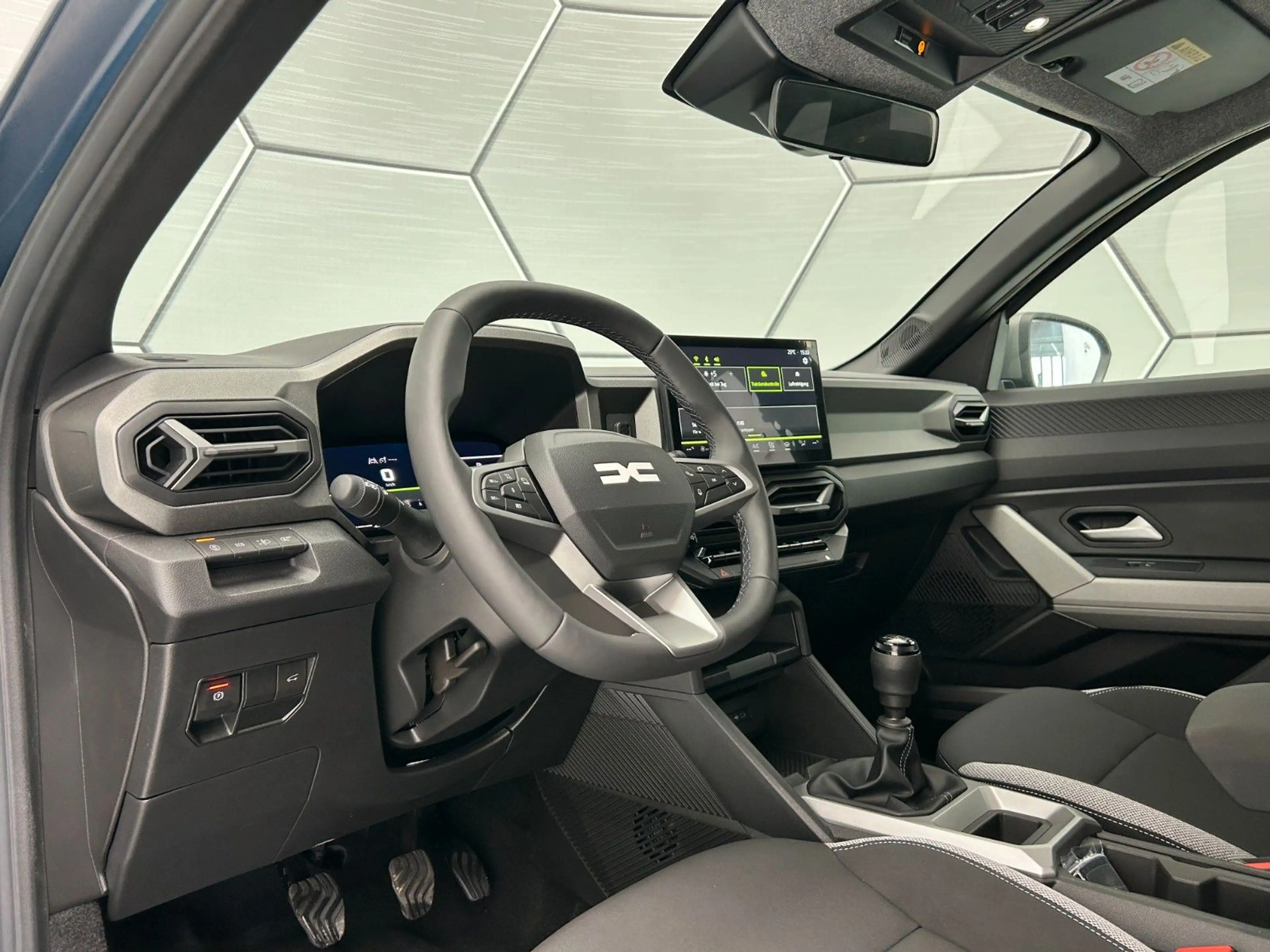 Dacia Bigster Journey mild-hybrid 140 City-Paket — photo 12