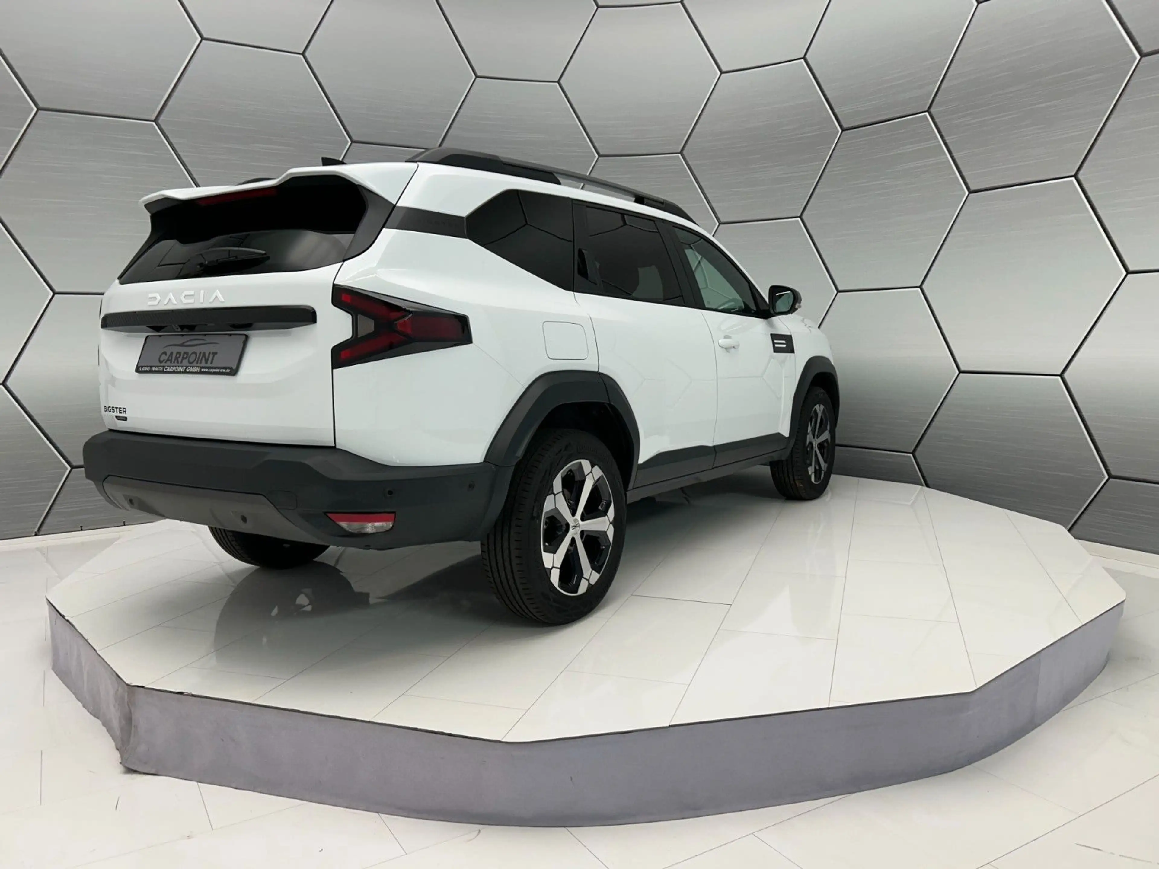 Dacia Bigster Journey mild-hybrid 140 City-Paket — photo 6