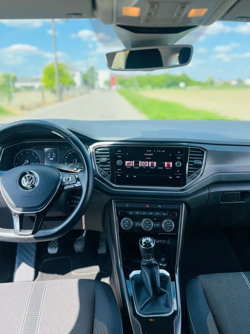 Volkswagen T-Roc T-Roc 1,0 TSI Design Design Schwarz - 2