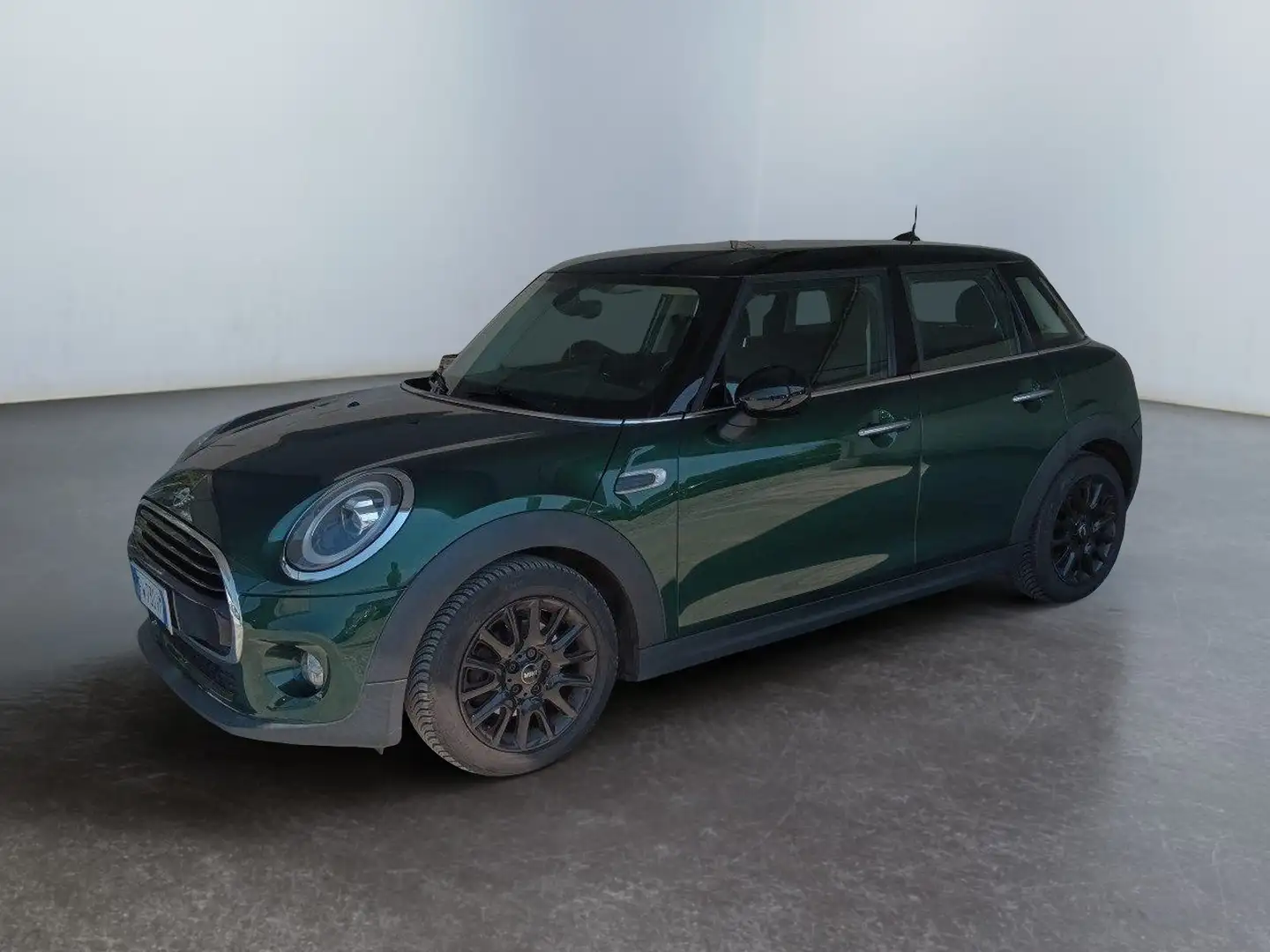 MINI Cooper 5 porte (F55) Mini 1.5 Cooper D Business 5 porte Verde - 2