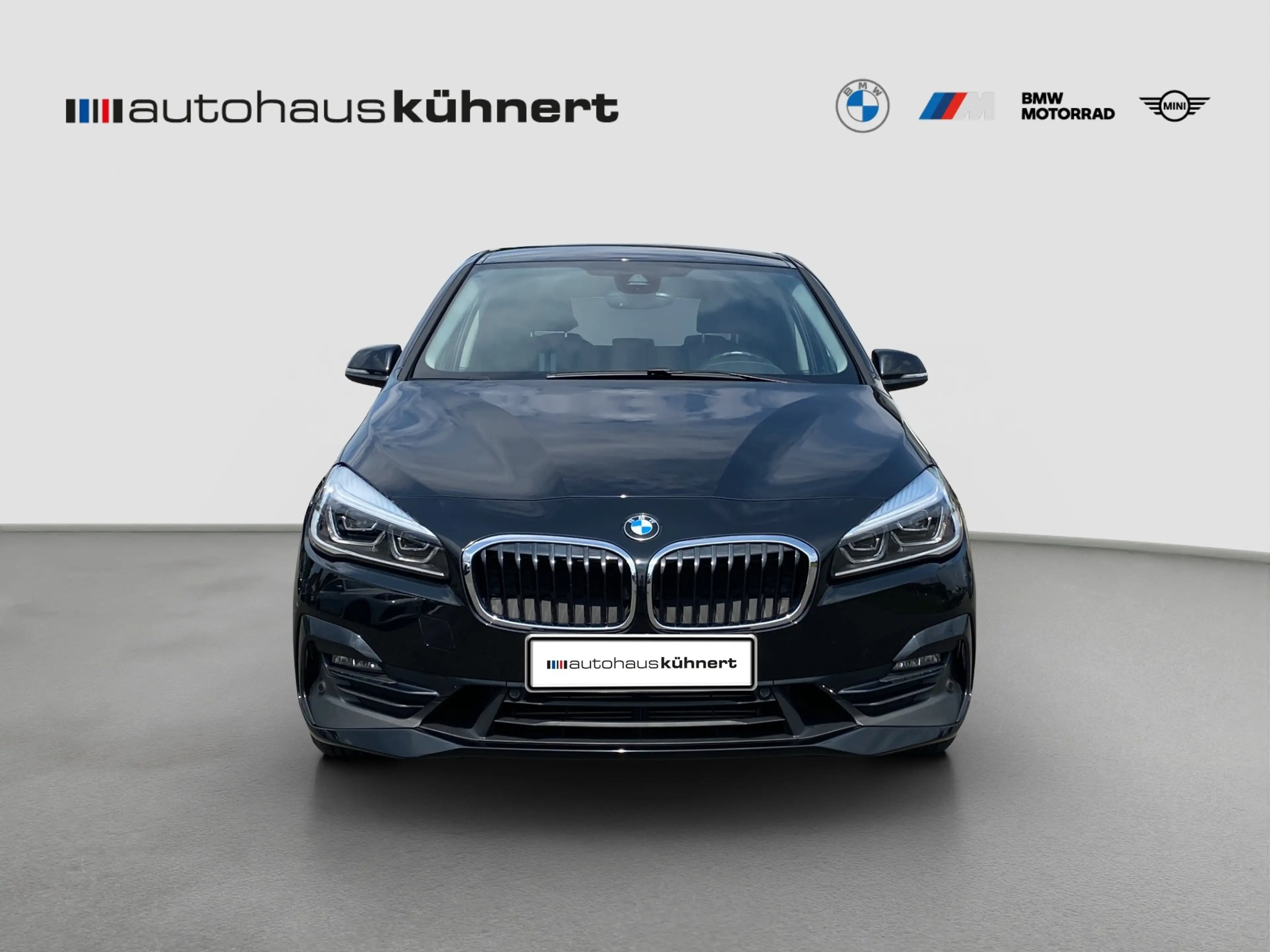BMW 218 218d xDrive Active Tourer LED AHK HiFi Navi RFK — photo 3