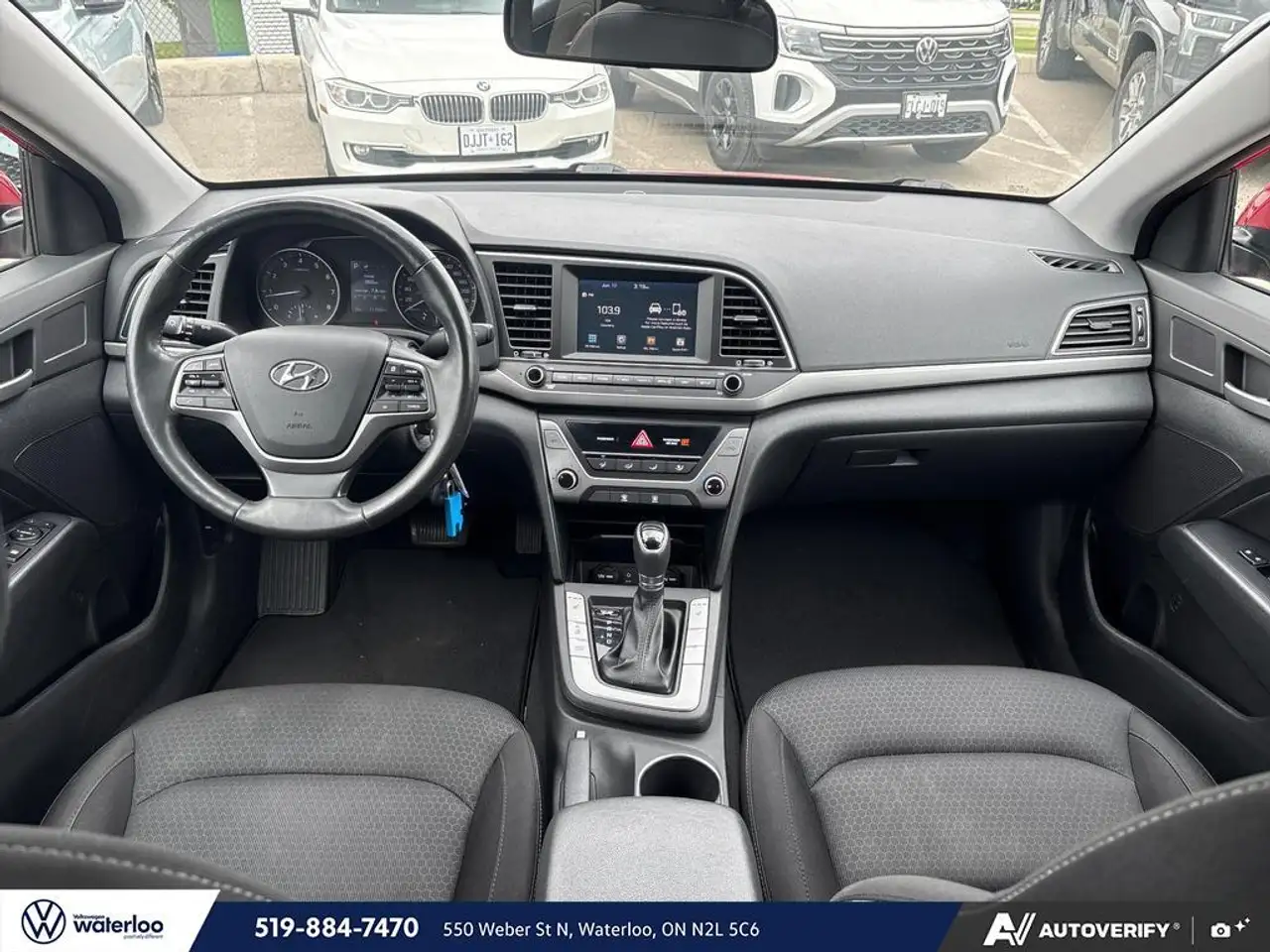 Hyundai ELANTRA снимка Hyundai ELANTRA