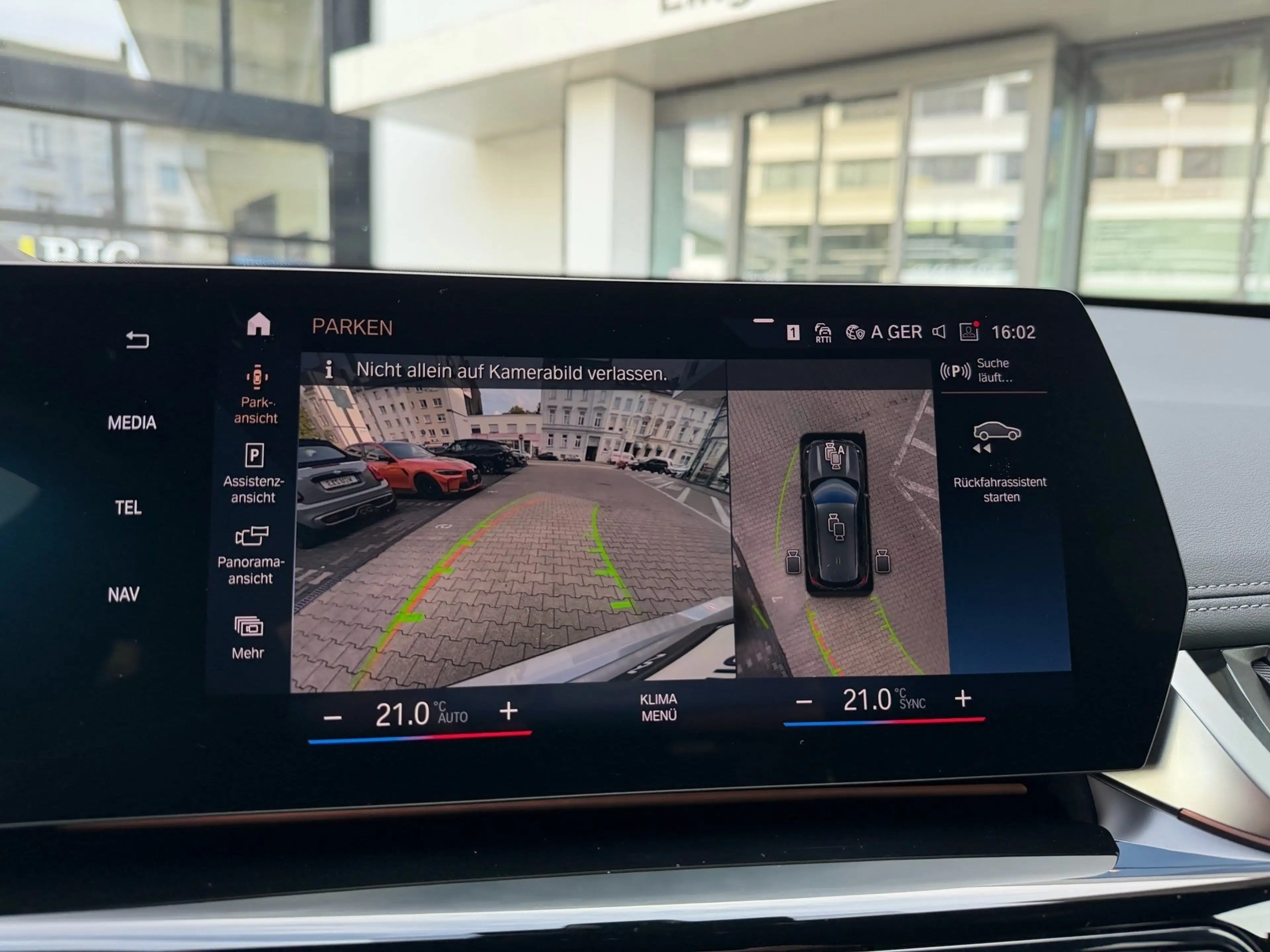 BMW X1 sDrive18d M Sport DA Prof ACC PA+ HuD AHK — photo 9