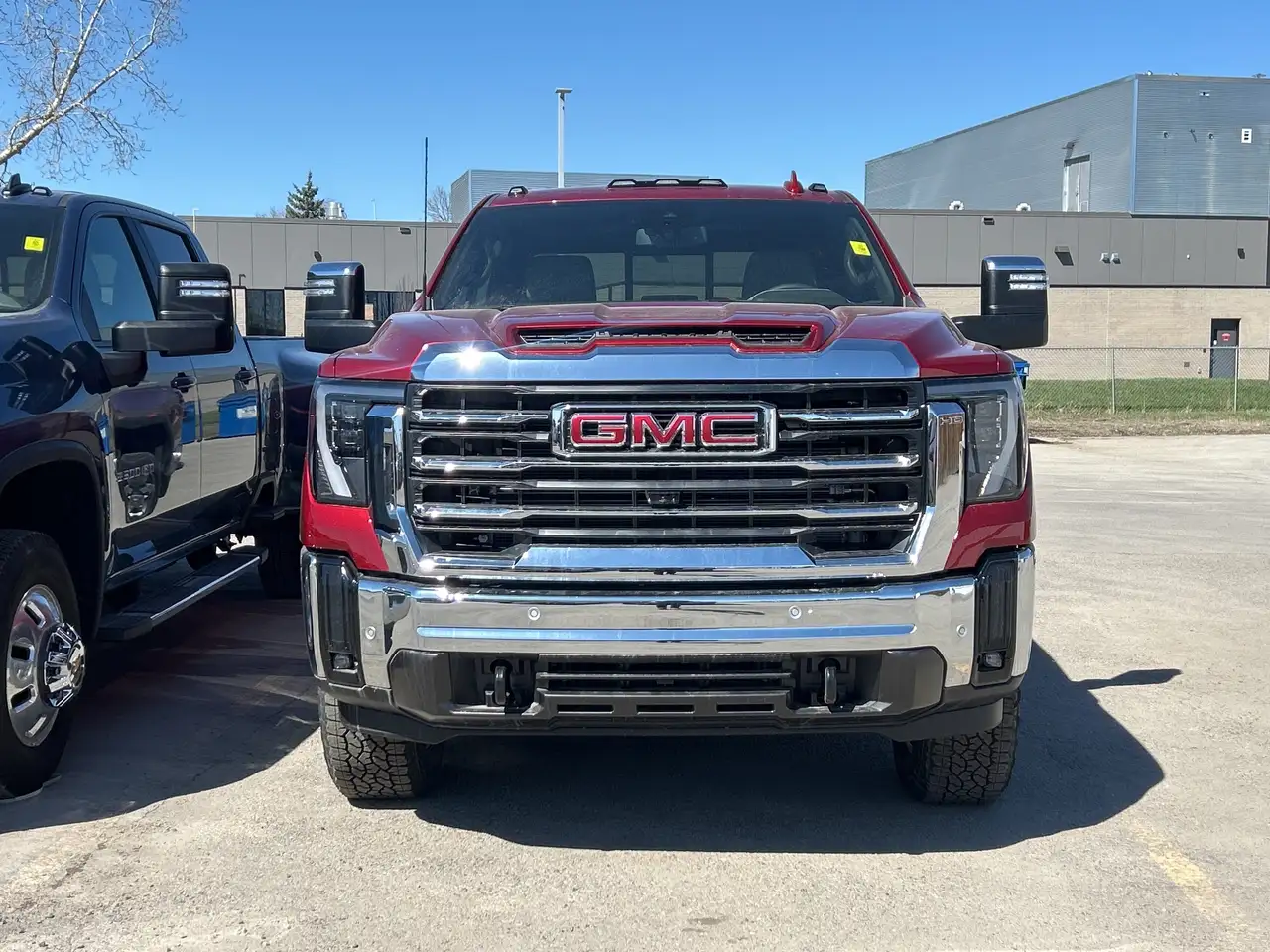 GMC Sierra 3500HD снимка GMC Sierra 3500HD