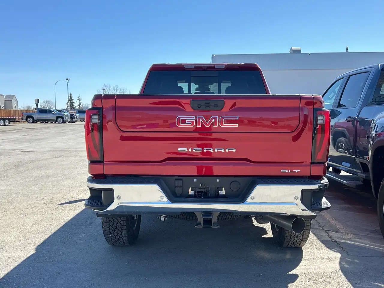 GMC Sierra 3500HD снимка GMC Sierra 3500HD