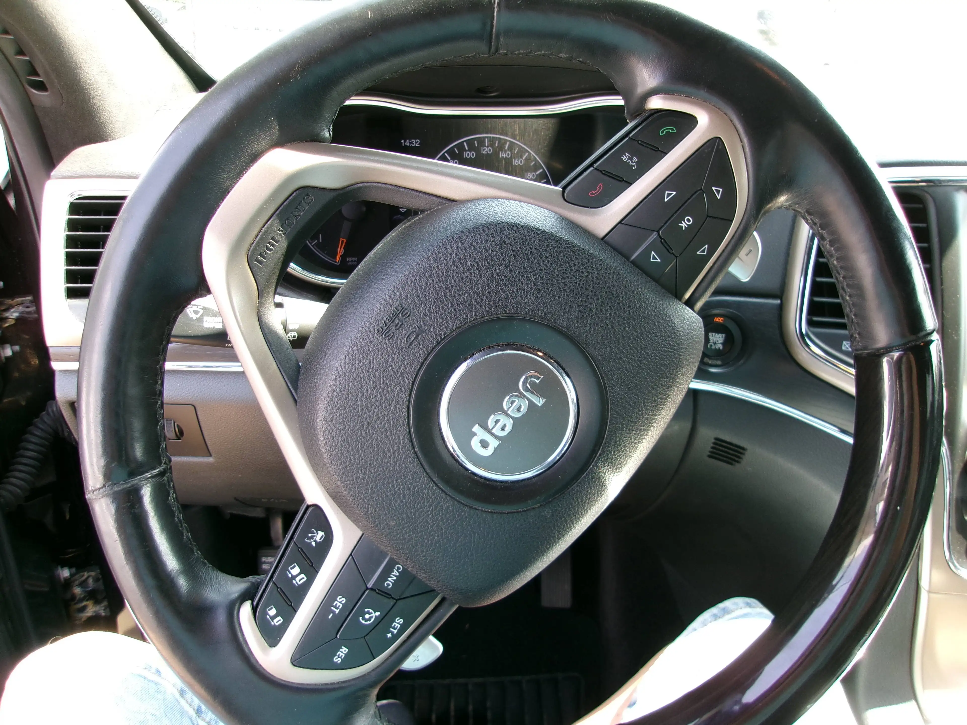 Jeep Grand Cherokee 3.0 CRD Summit / Motorschaden — photo 10