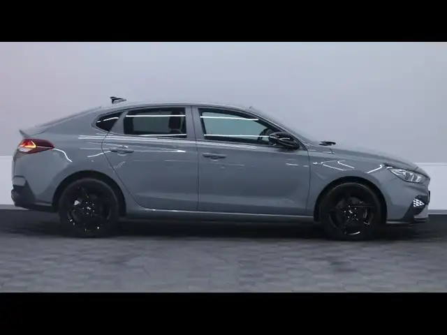 Hyundai I30 view 4
