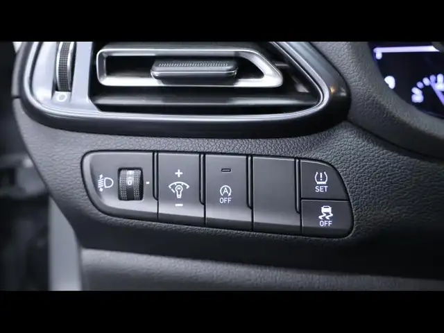 Hyundai I30 view 25