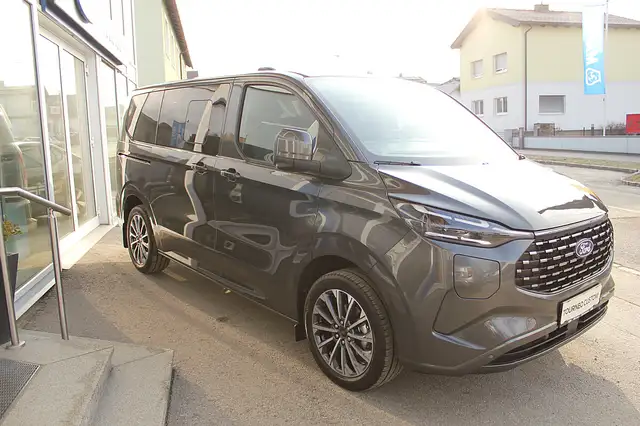 Ford Tourneo Custom Bus 2.5 PHEV 340 L1H1 FWD Titanium Aut. Ansicht 4