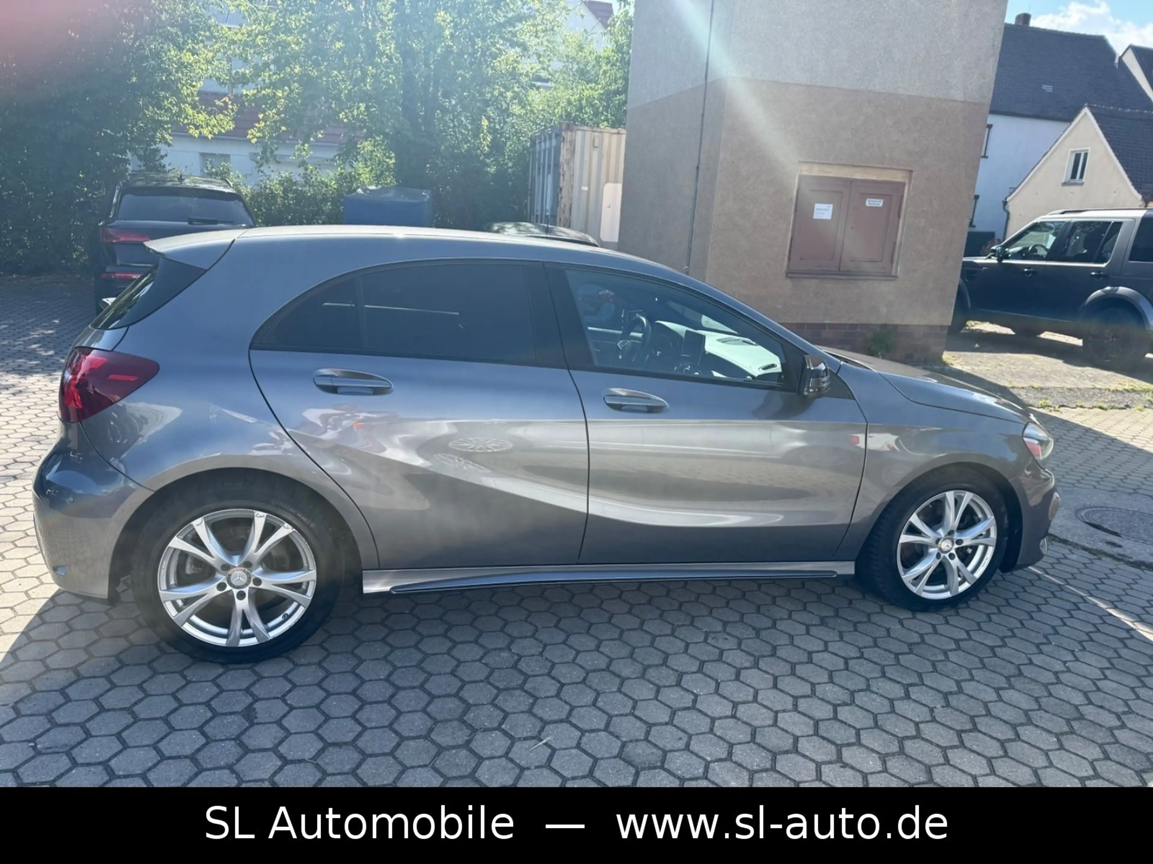 Mercedes-Benz A 220 4Matic Aut. AMG Line LED Navi Kamera — photo 13