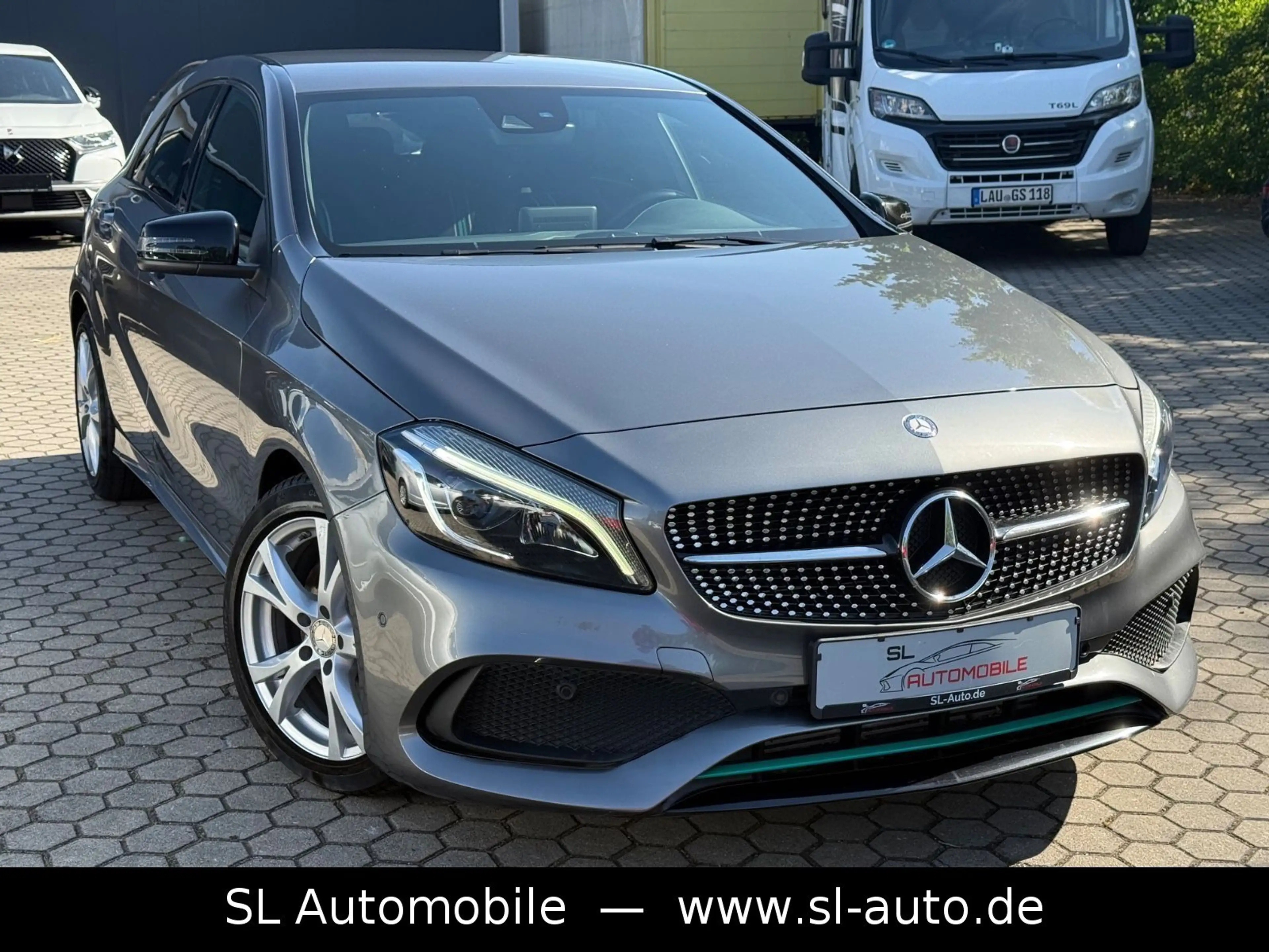 Mercedes-Benz A 220 4Matic Aut. AMG Line LED Navi Kamera
