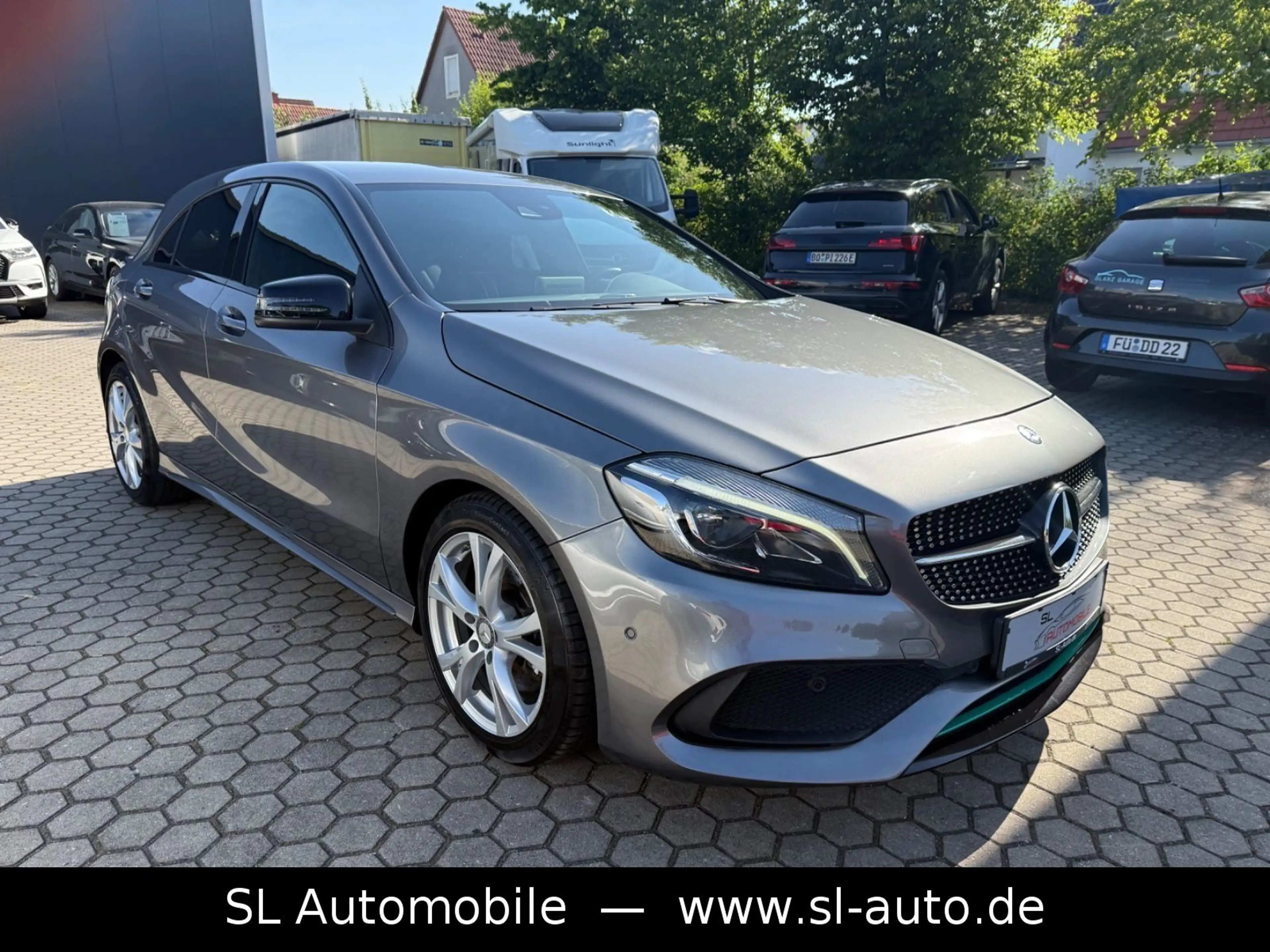 Mercedes-Benz A 220 4Matic Aut. AMG Line LED Navi Kamera — photo 12