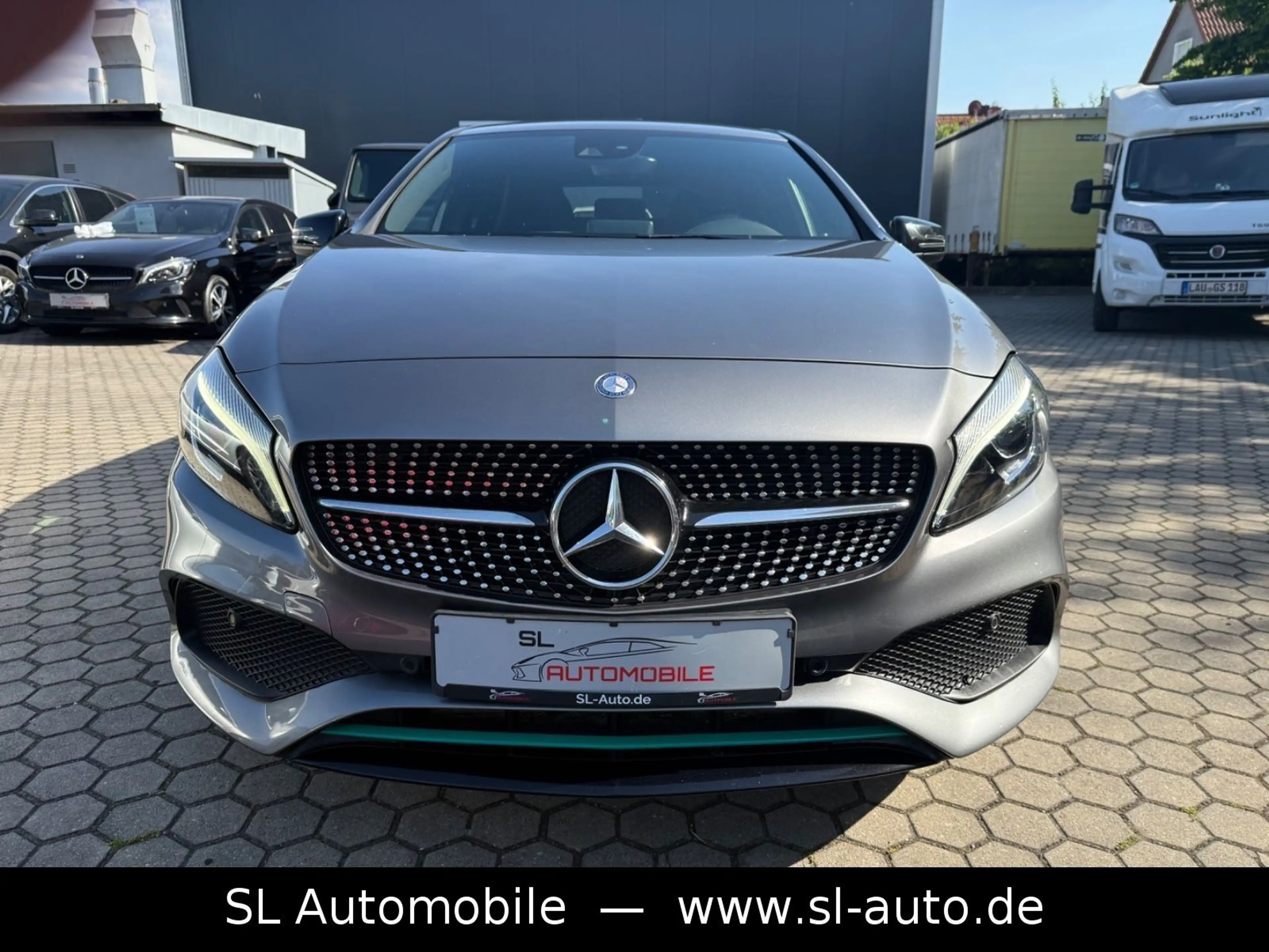 Mercedes-Benz A 220 4Matic Aut. AMG Line LED Navi Kamera — photo 11