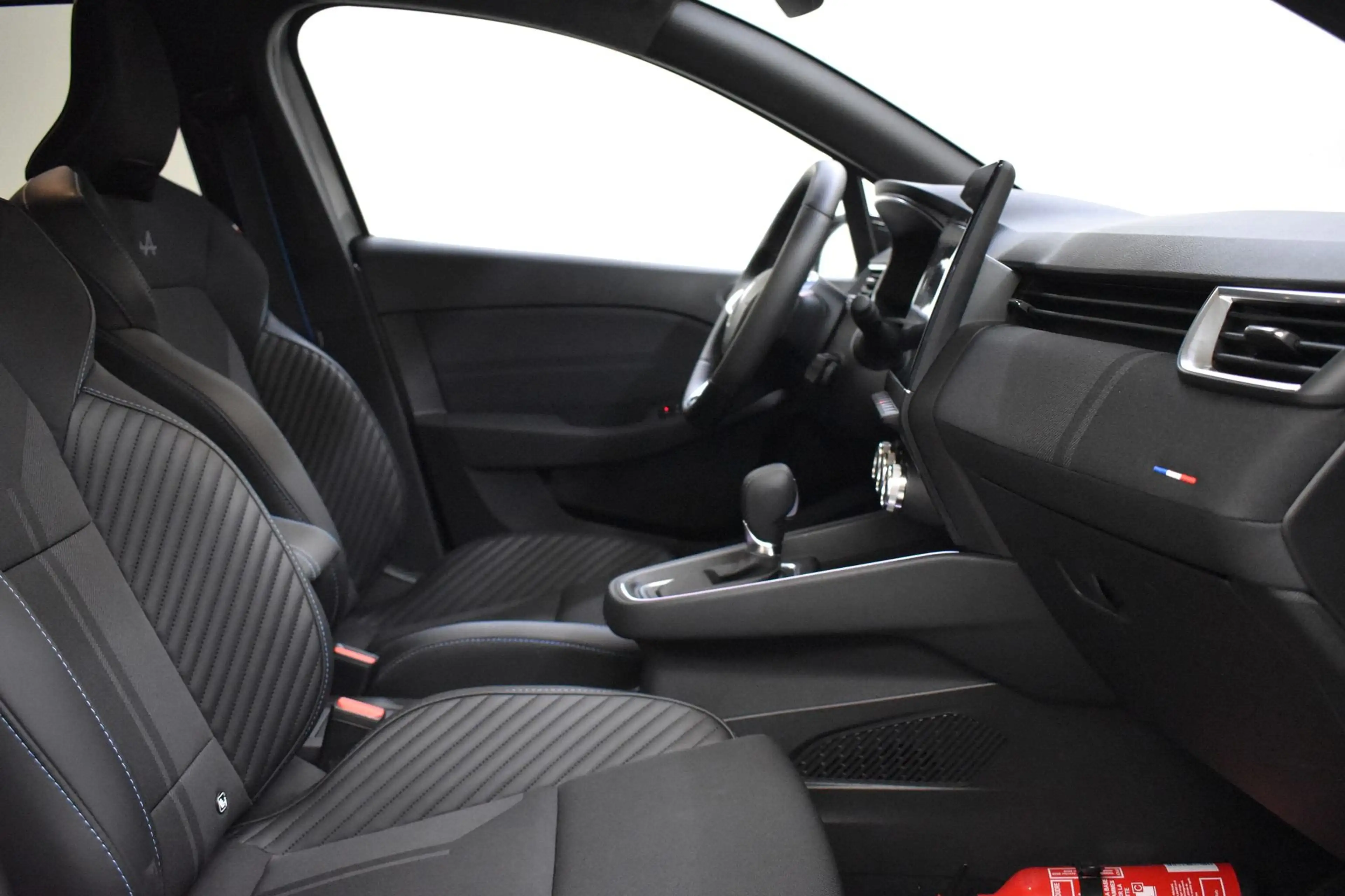 Renault Clio Esprit Alpine E-Tech 145 / Valckenier Denderhoutem — photo 10