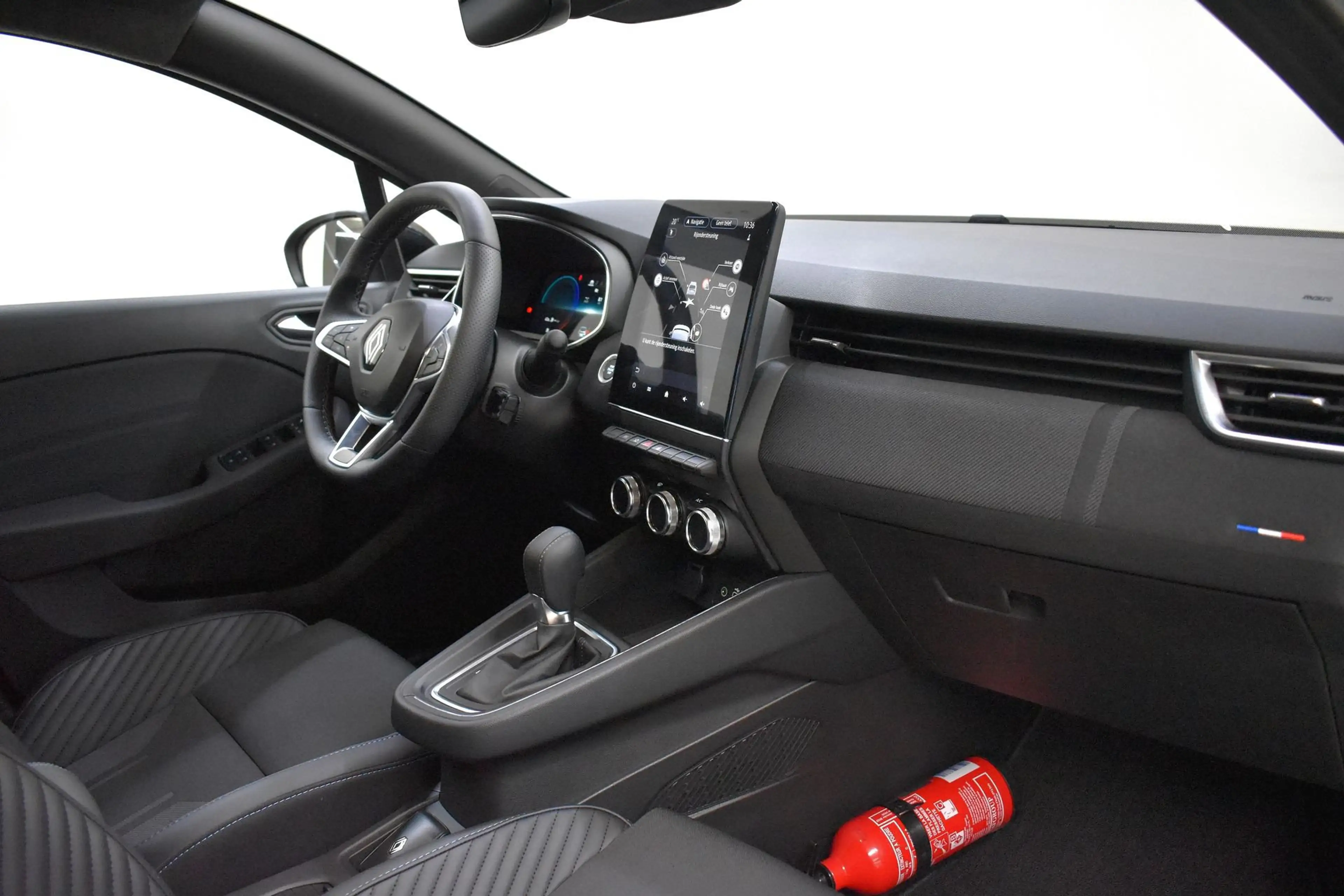 Renault Clio Esprit Alpine E-Tech 145 / Valckenier Denderhoutem — photo 11