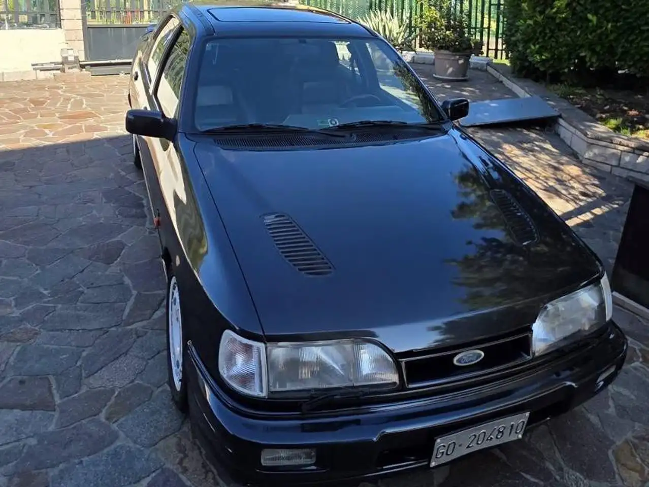 Ford Sierra 4p 2.0 Cosworth 4x4, foto 1