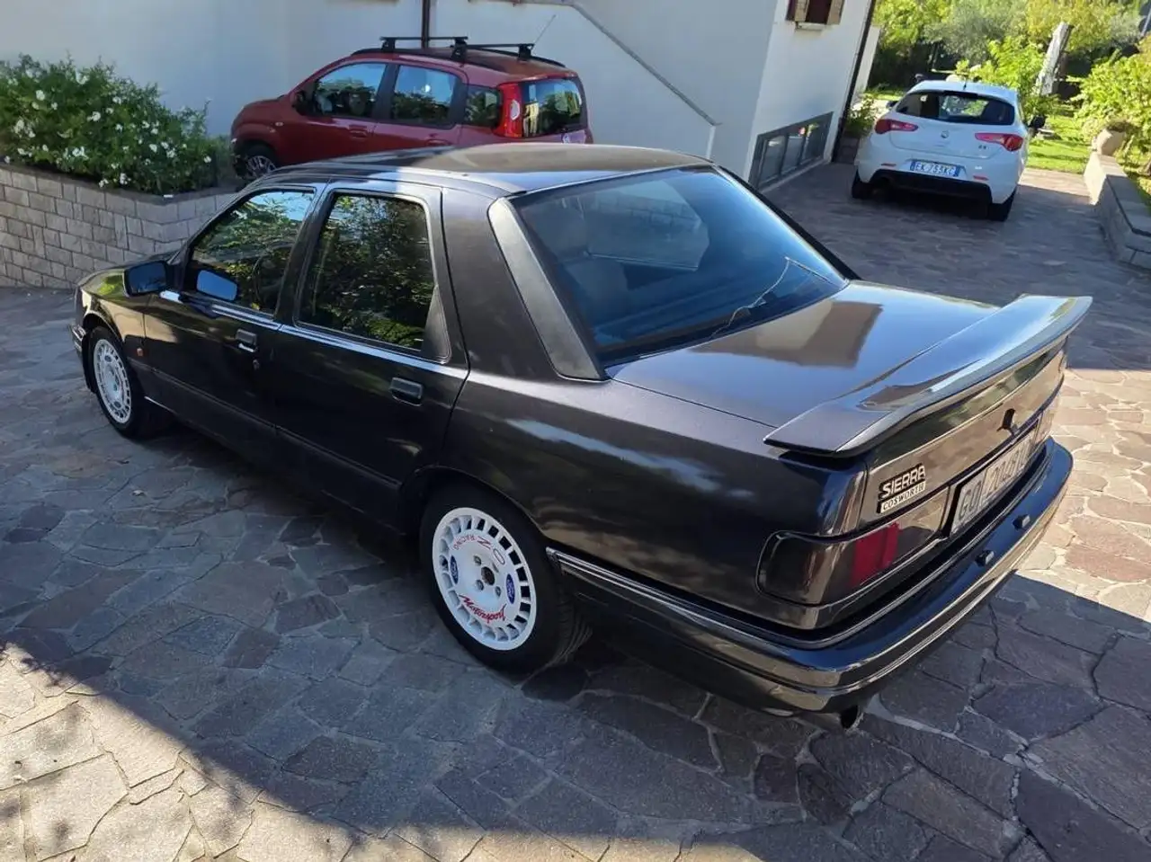 Ford Sierra 4p 2.0 Cosworth 4x4, foto 5