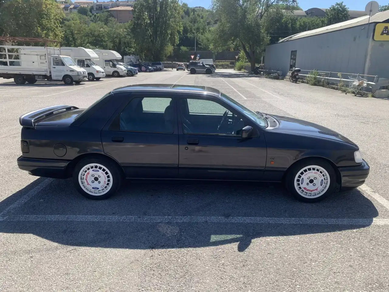 Ford Sierra 4p 2.0 Cosworth 4x4, foto 2
