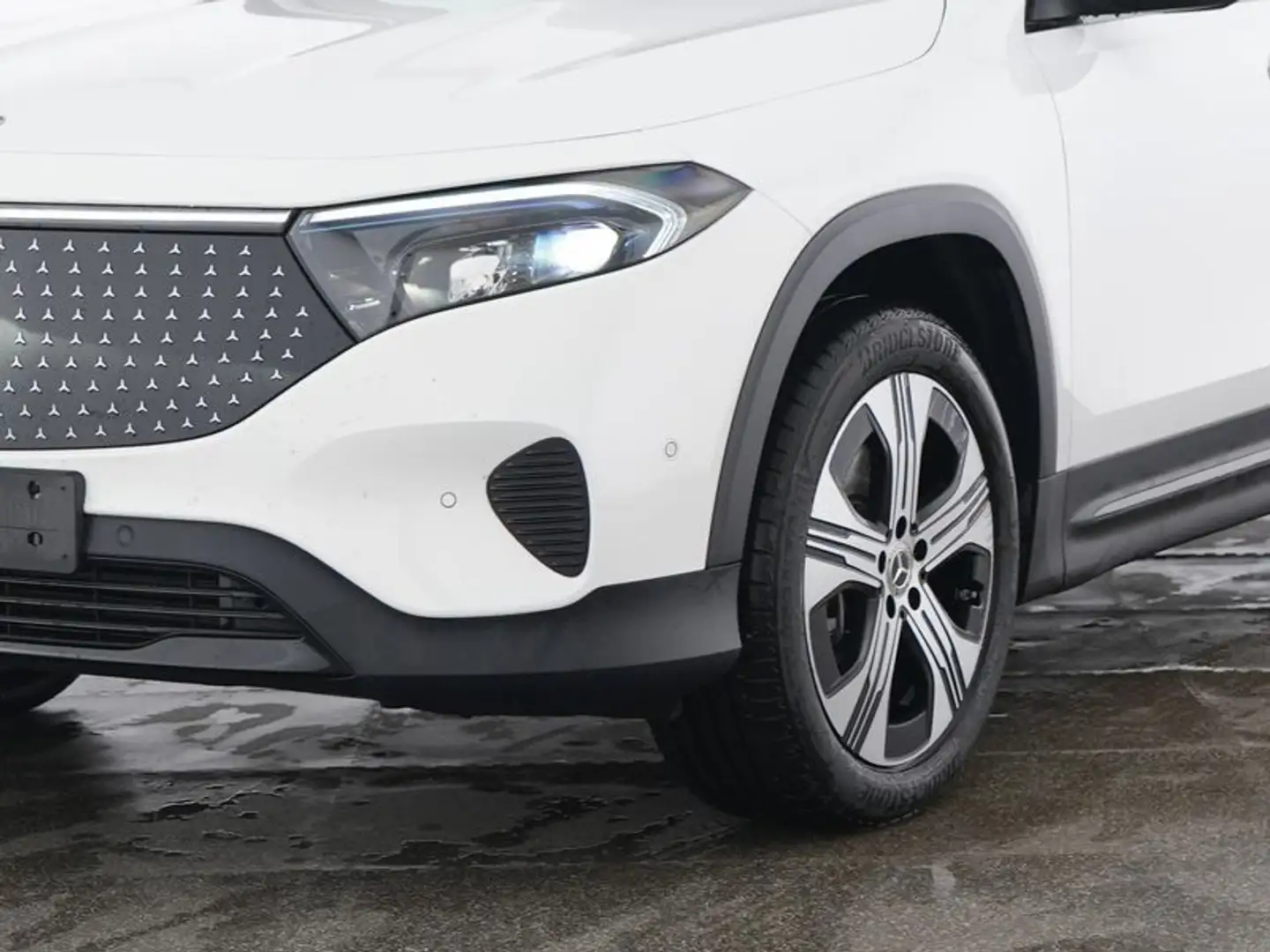 Mercedes-Benz EQB 300 4M EL-ART-ADV+NIGHT KEYLG 19" SOUND WDGS Blanc - 2