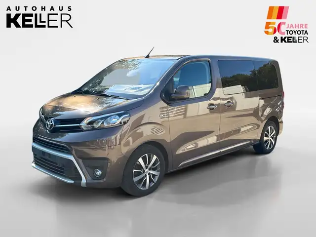 Toyota Proace VERSO 2.0L-TEAM D L1 2xKlima ACC AHK