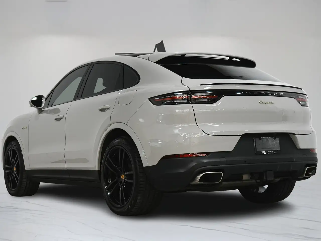 Porsche Cayenne снимка Porsche Cayenne