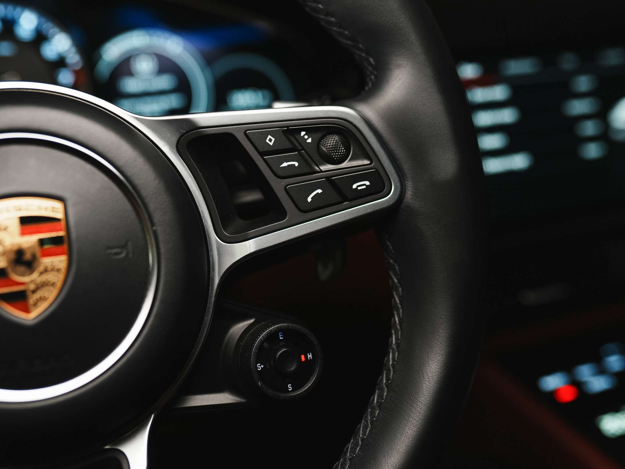 used 2022 Porsche Cayenne car, priced at $59,900