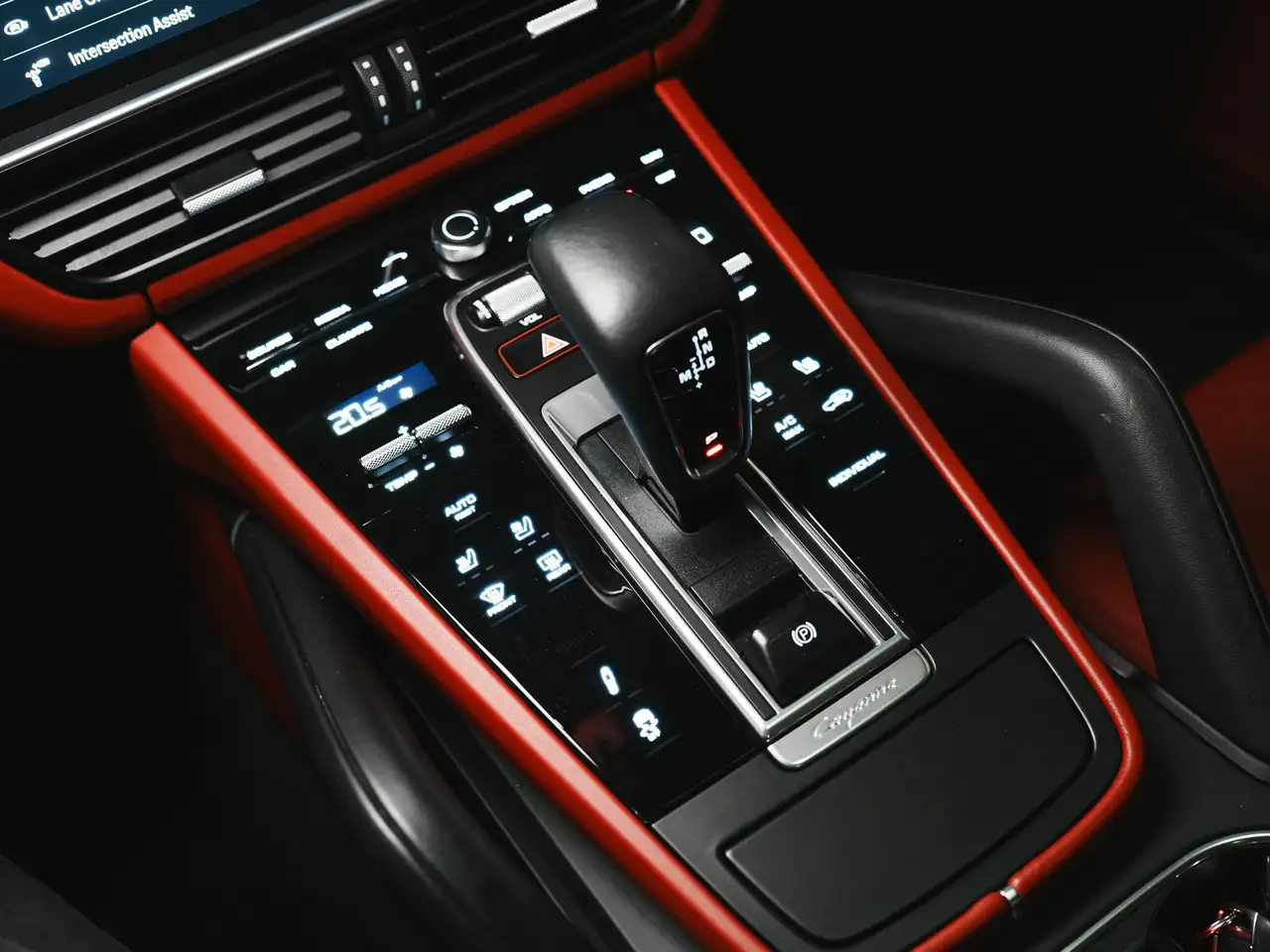 Porsche Cayenne снимка Porsche Cayenne