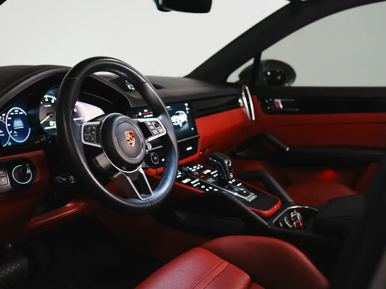 Porsche Cayenne снимка Porsche Cayenne