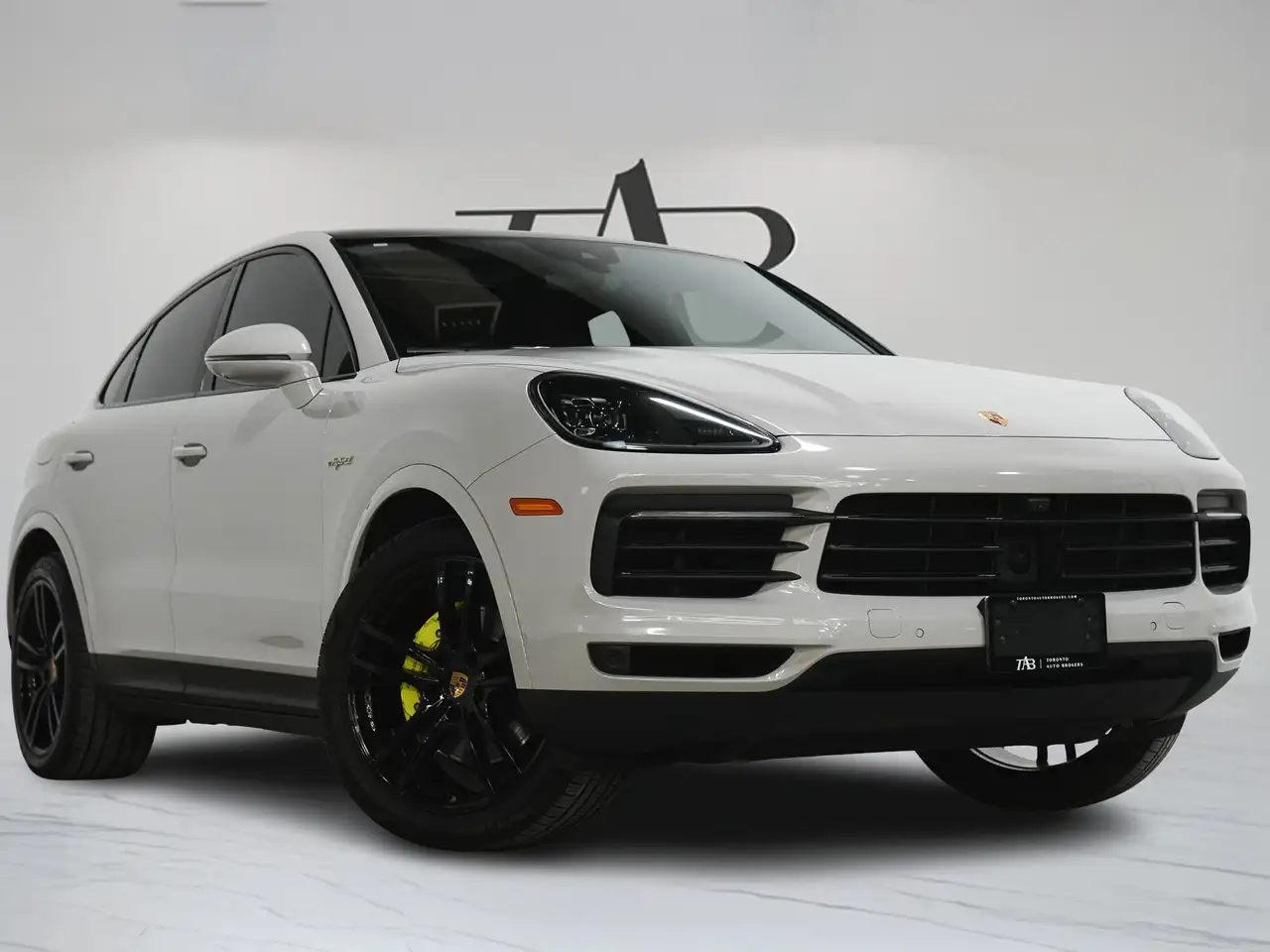 Porsche Cayenne снимка Porsche Cayenne