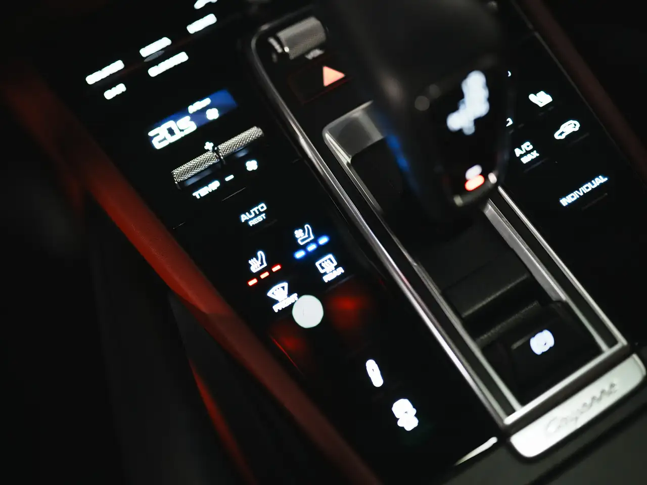 Porsche Cayenne снимка Porsche Cayenne