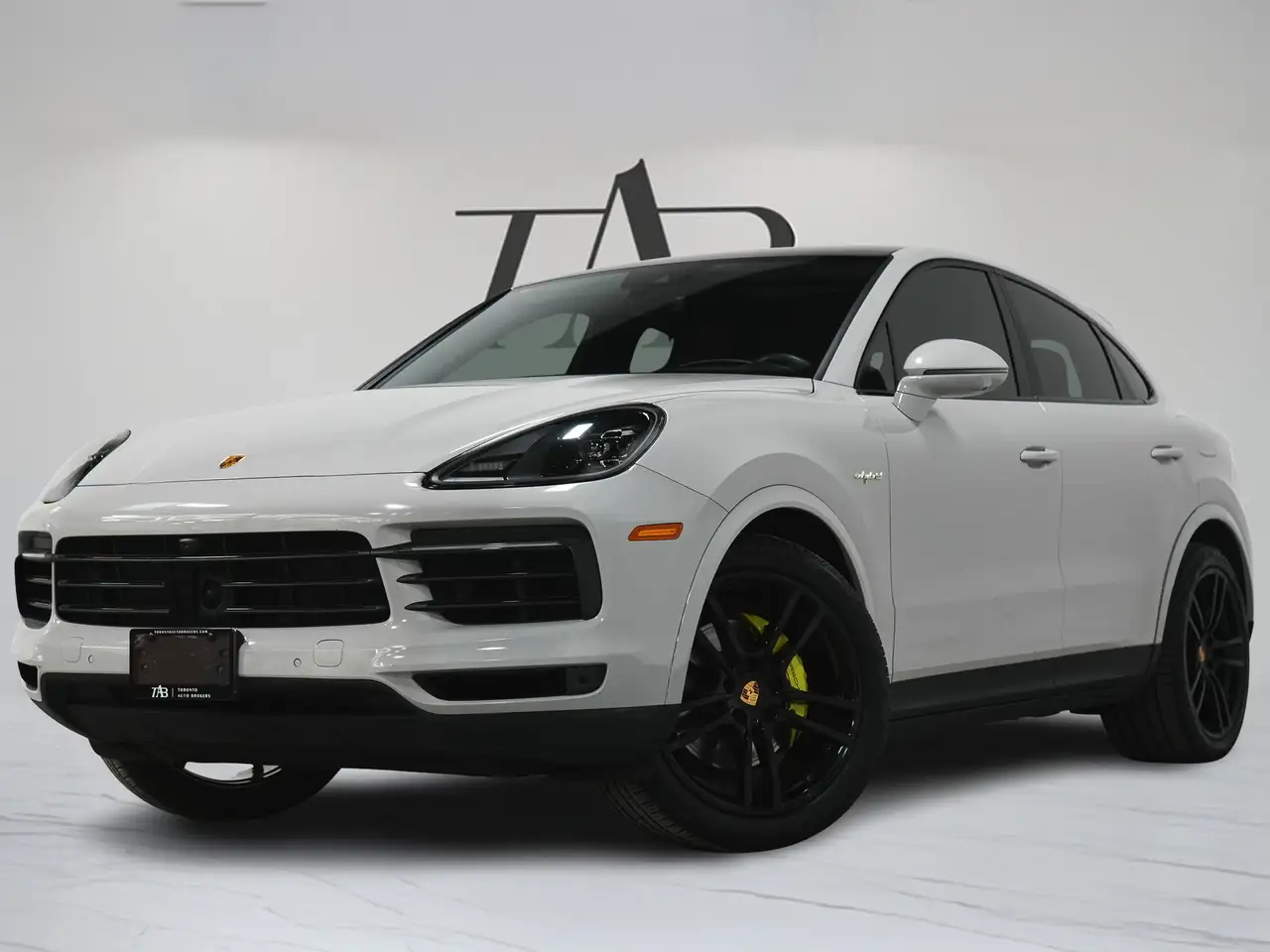 Porsche Cayenne снимка Porsche Cayenne