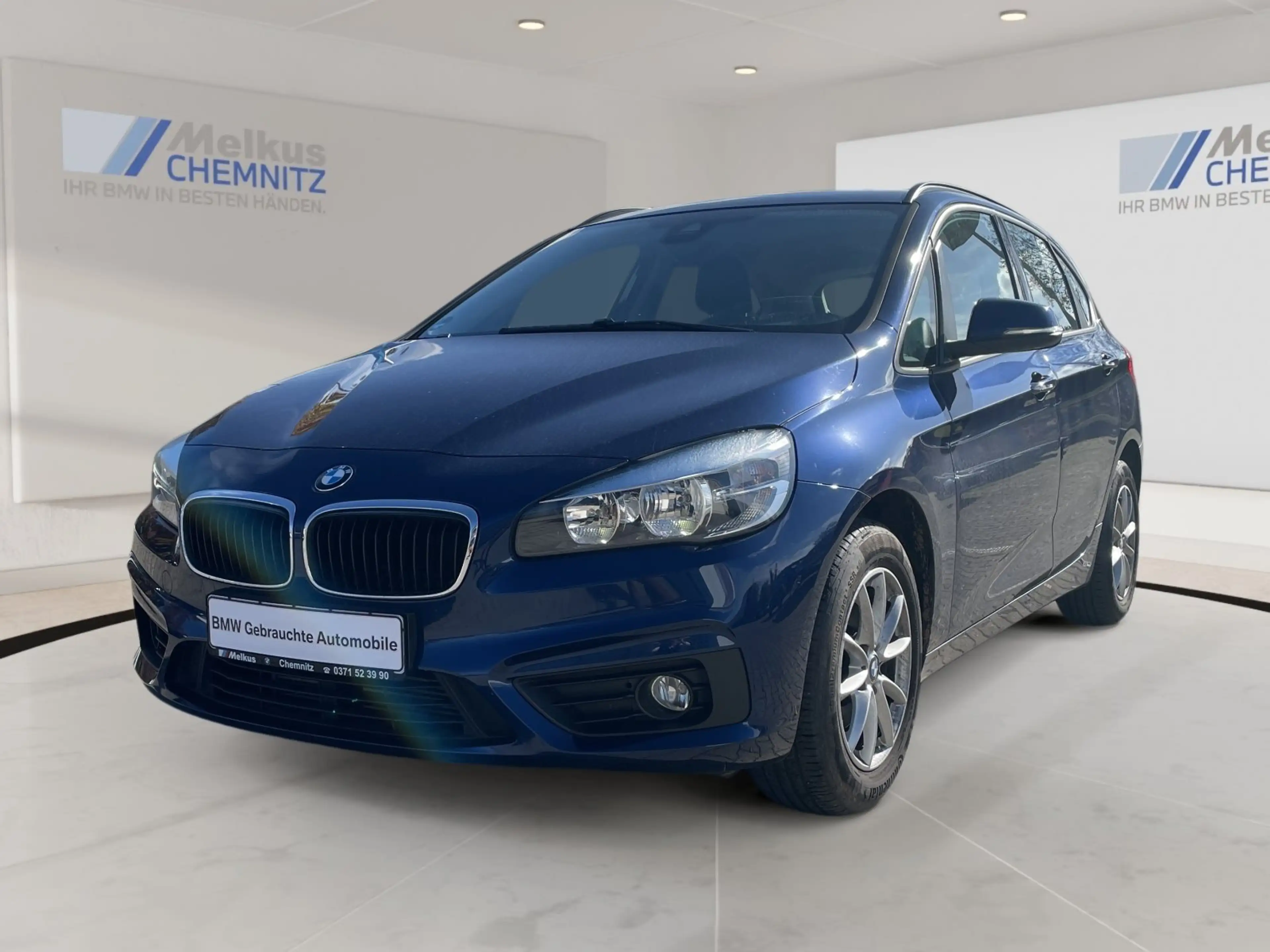 BMW 216 i Garantie/Scheckheftgepflegt/So und Wi.Räder