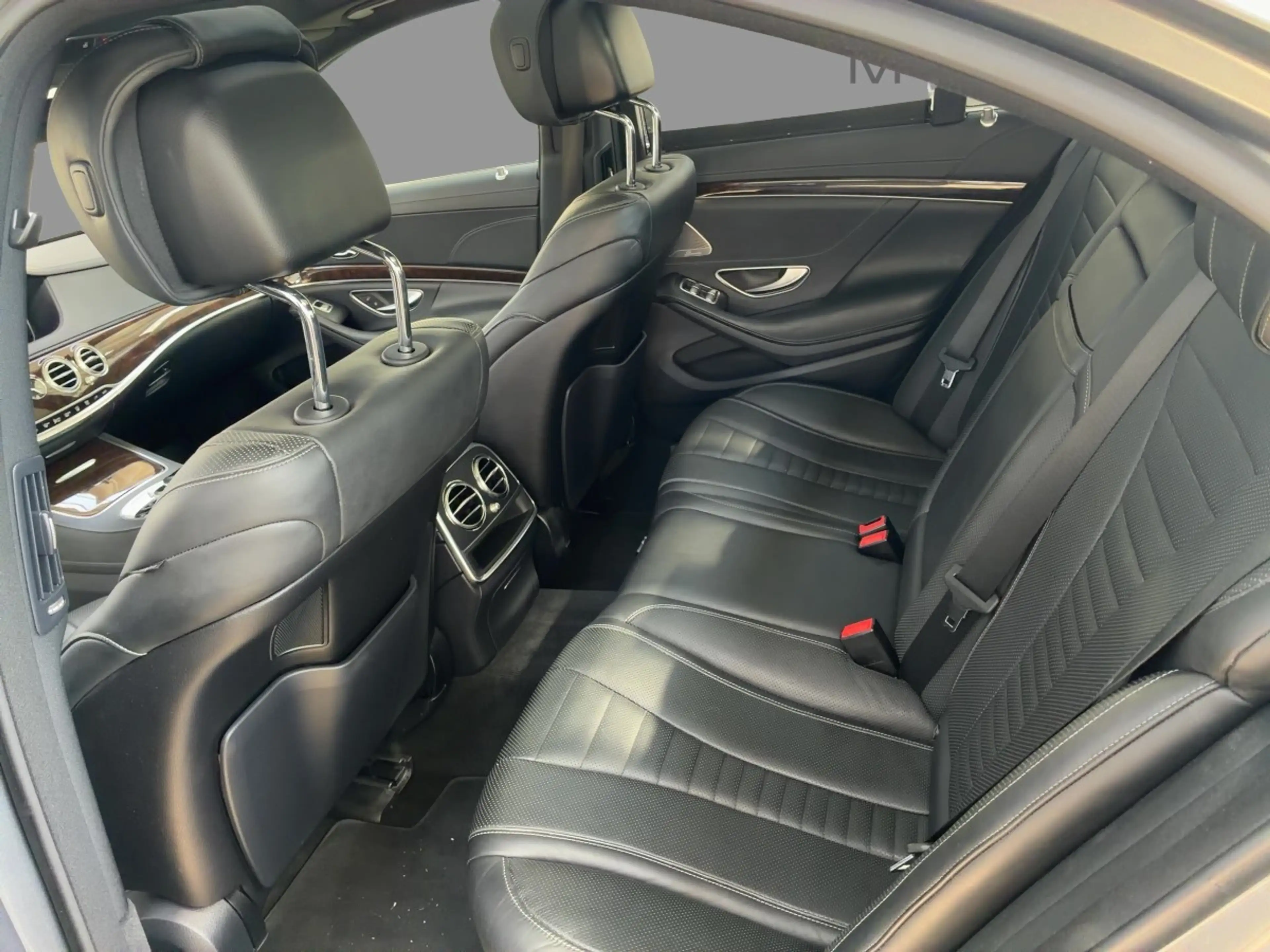 Mercedes-Benz S 400 d 4MATIC Limousine — photo 7