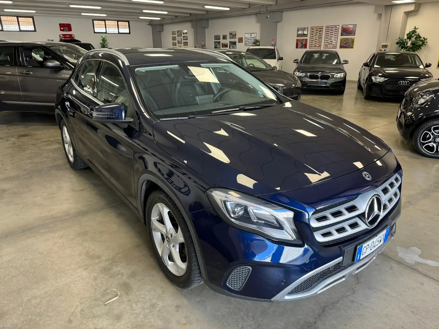 Mercedes-Benz GLA 180 d Premium auto Full optional Garanzia 12 mesi Blu/Azzurro - 1