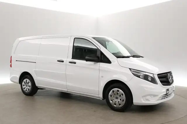 Mercedes-Benz Vito view 6