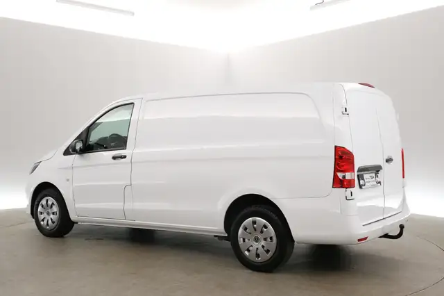 Mercedes-Benz Vito view 4