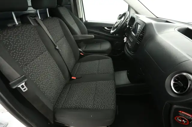 Mercedes-Benz Vito view 10