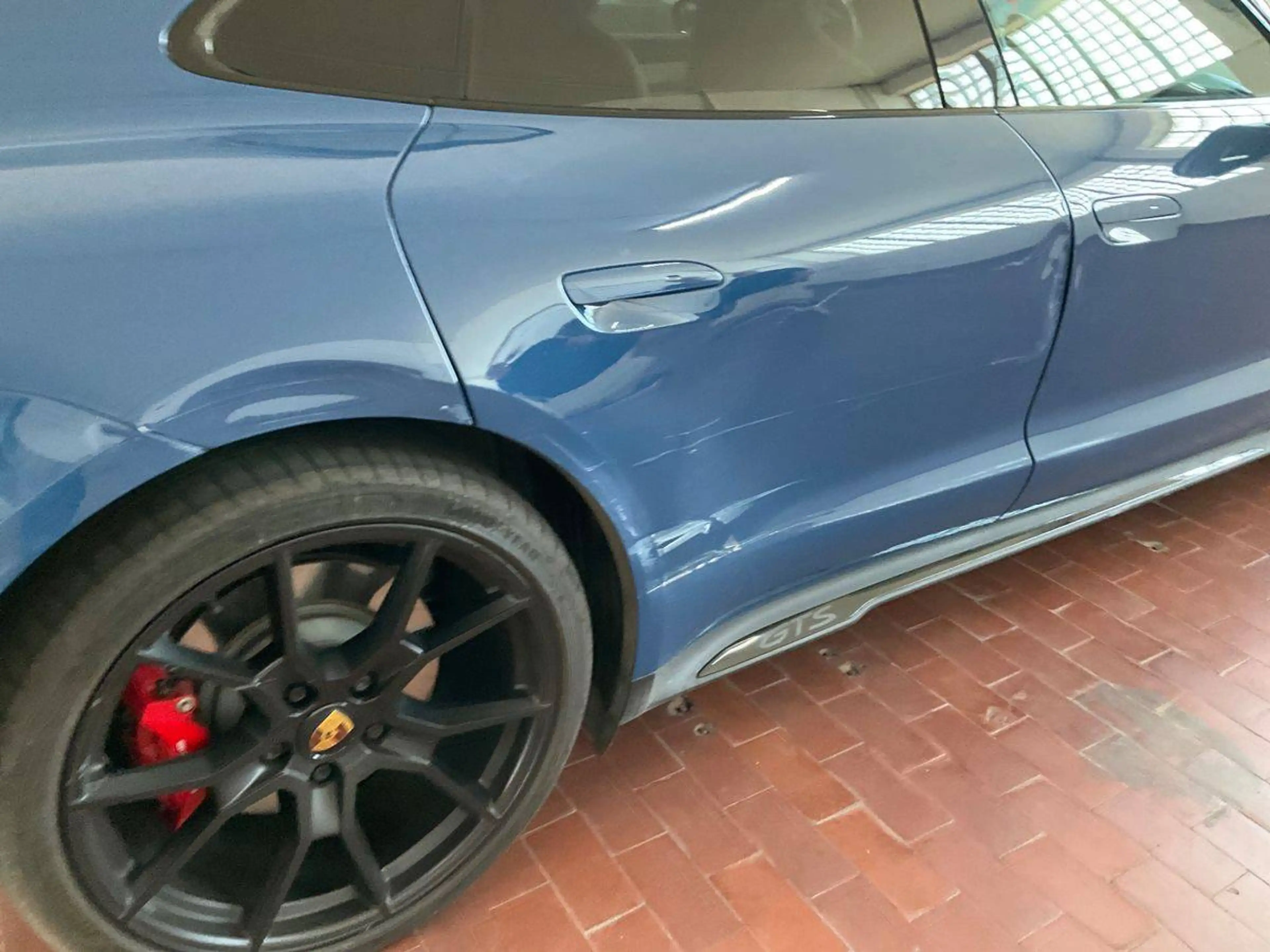 Porsche Taycan GTS — photo 11