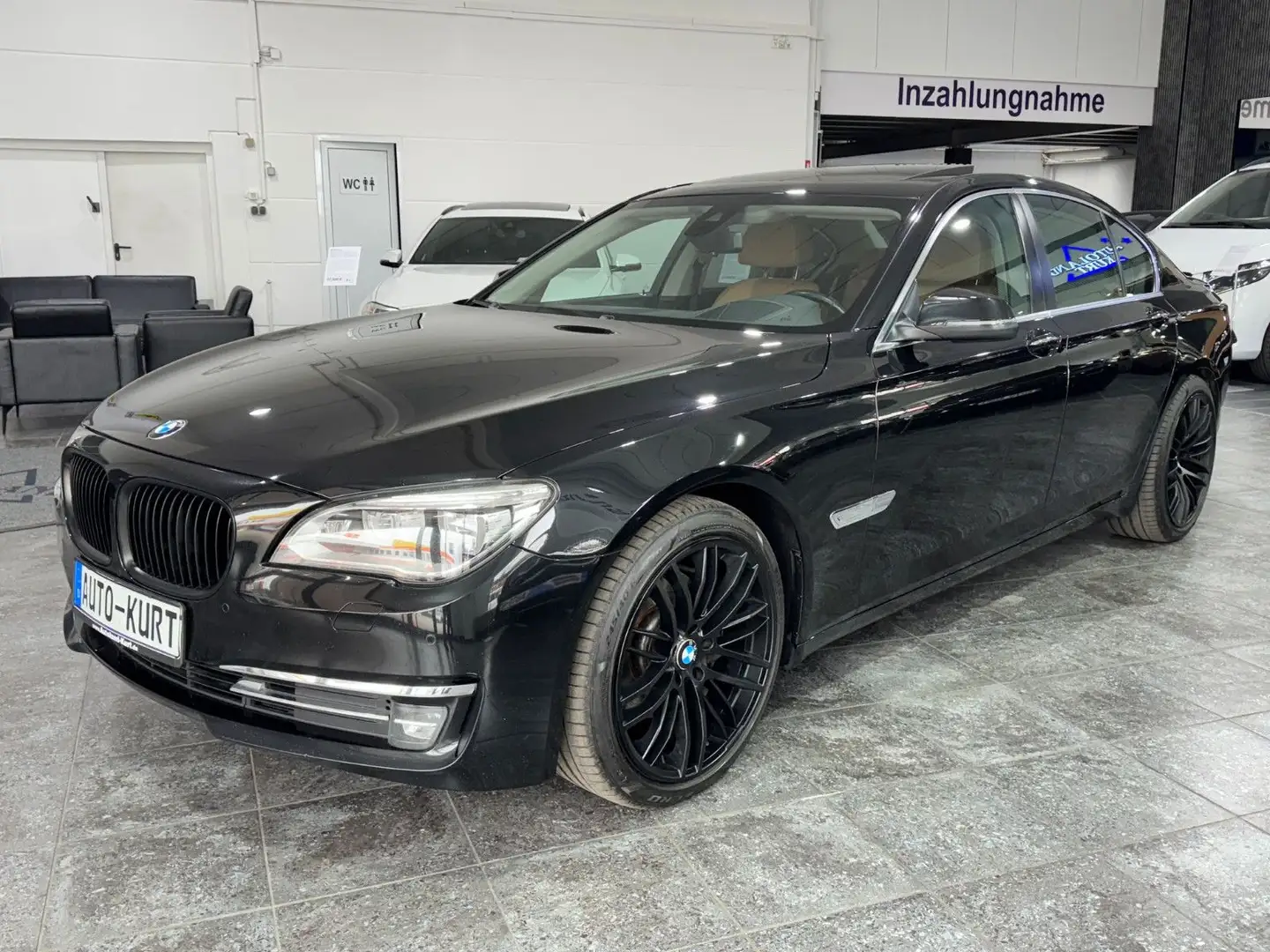 BMW 740 d xDr.*HUD*Softclose*LederBra*Standh*LED*Voll Schwarz - 2