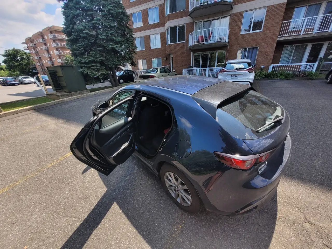 Mazda 3 снимка Mazda 3