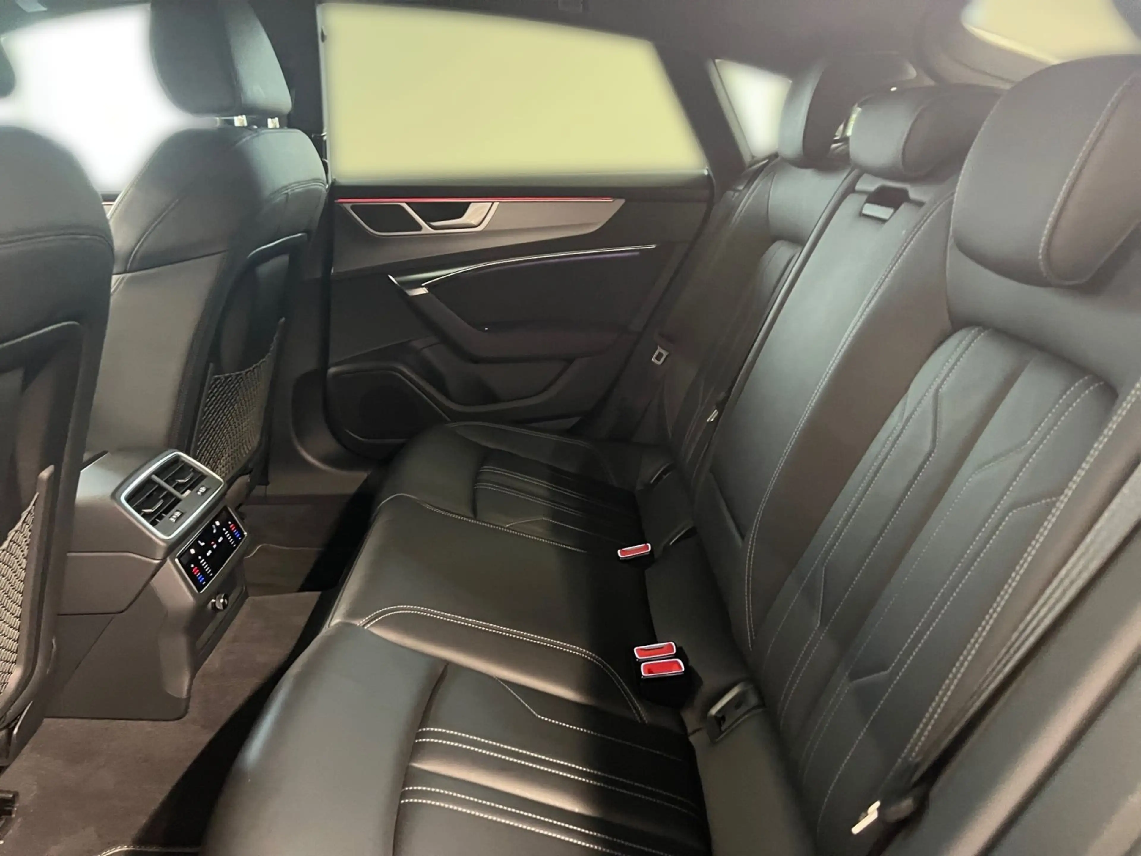 Audi A7 55 TFSI quattro S tronic S line LED — photo 12