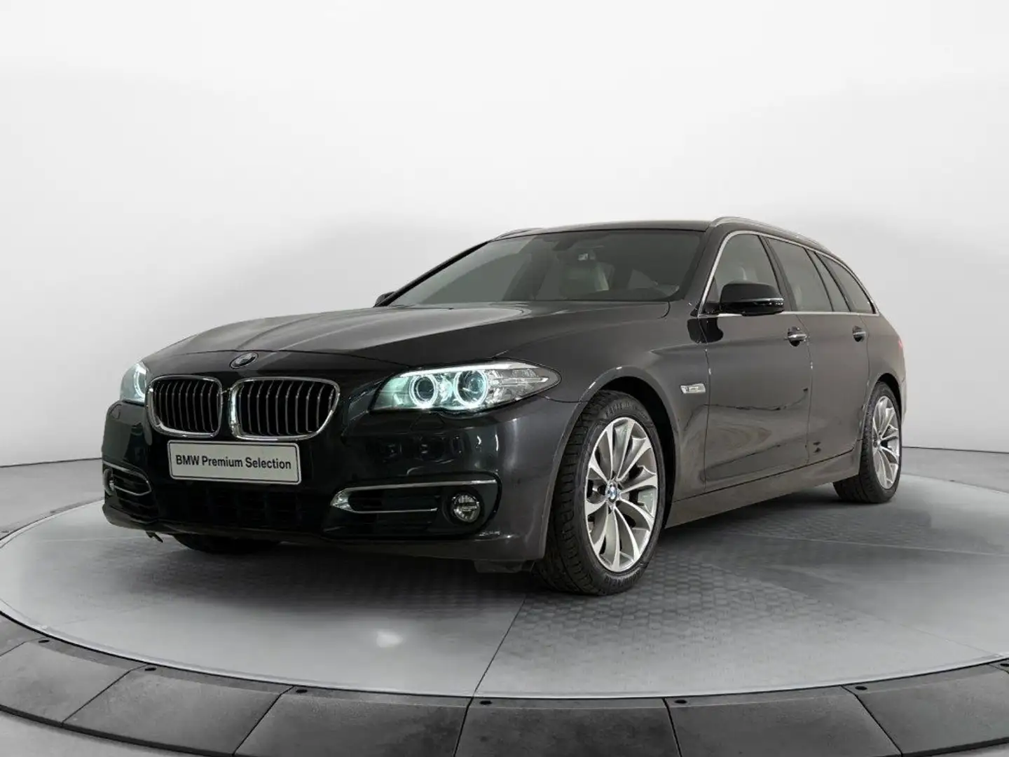 BMW 525 d xDrive Touring Luxury Gris - 1