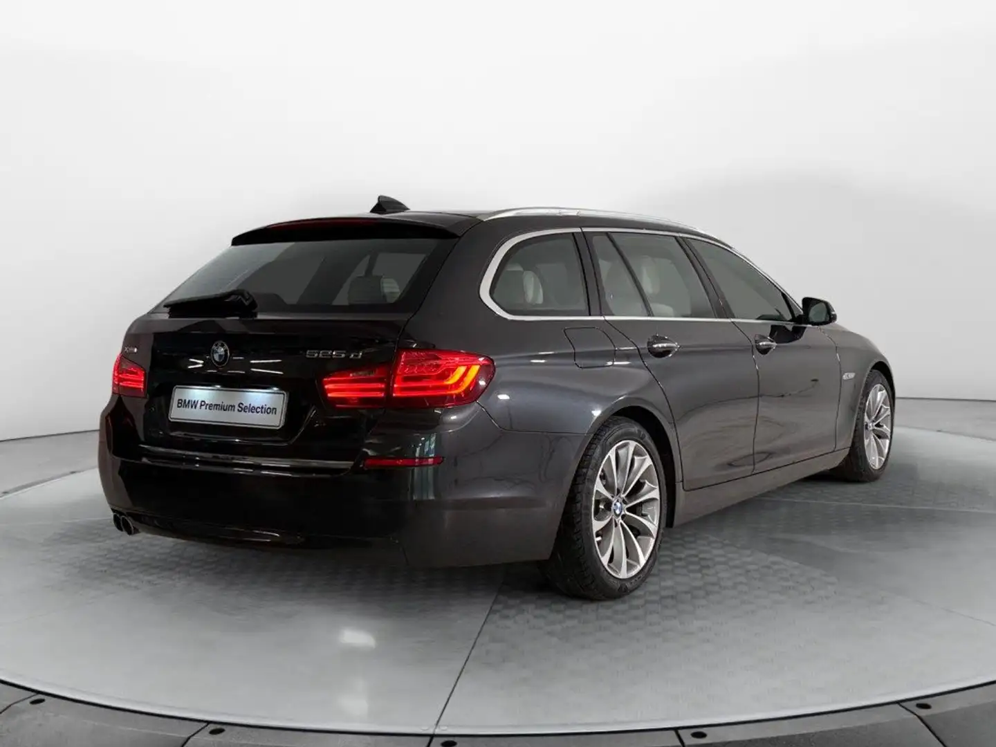 BMW 525 d xDrive Touring Luxury Gris - 2