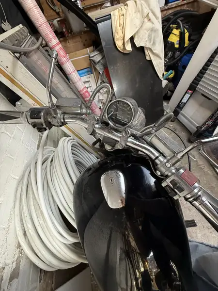 Suzuki VS 800 - foto 2