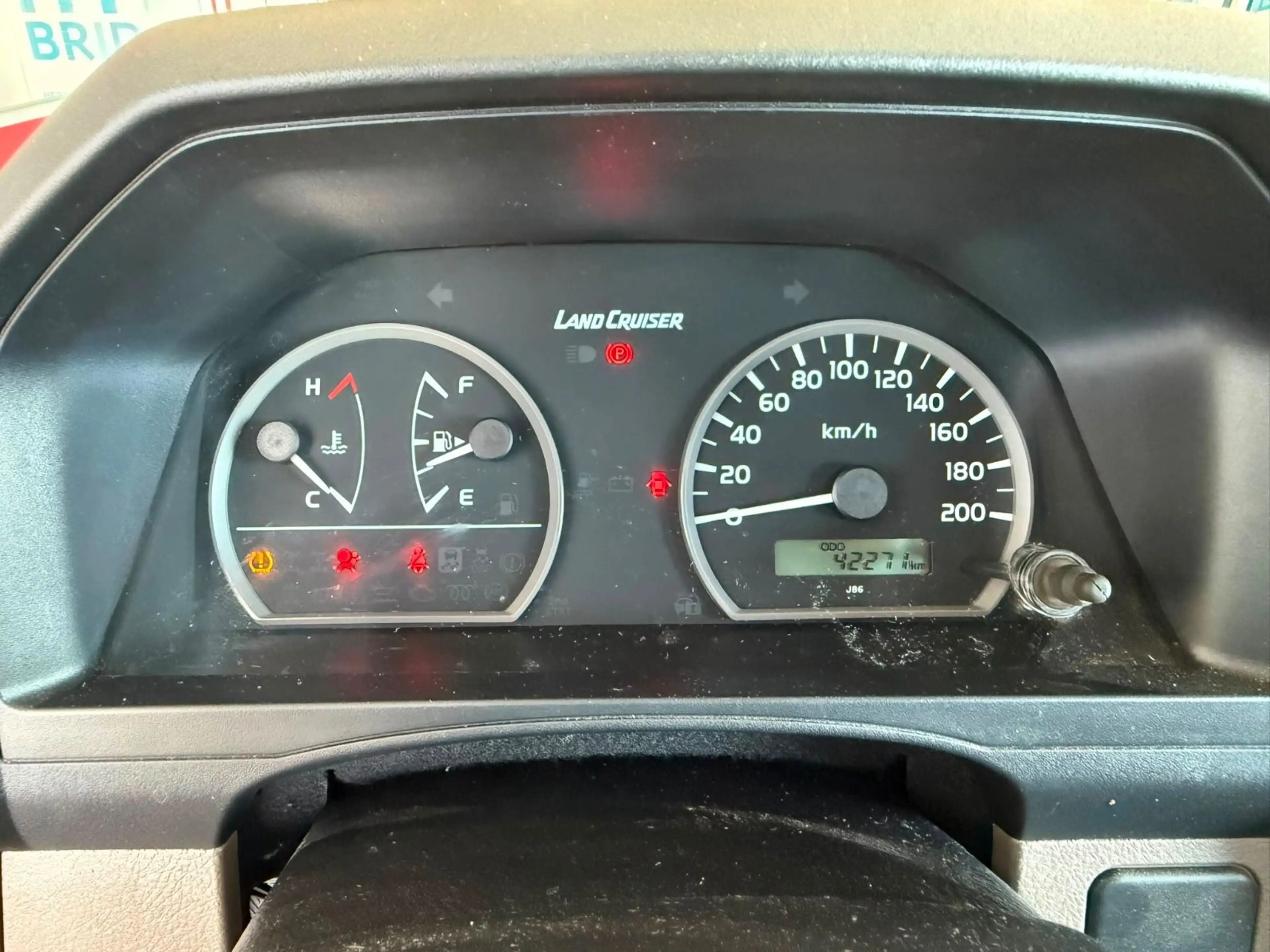 Toyota Land Cruiser GRJ78 Buschtaxi — photo 11