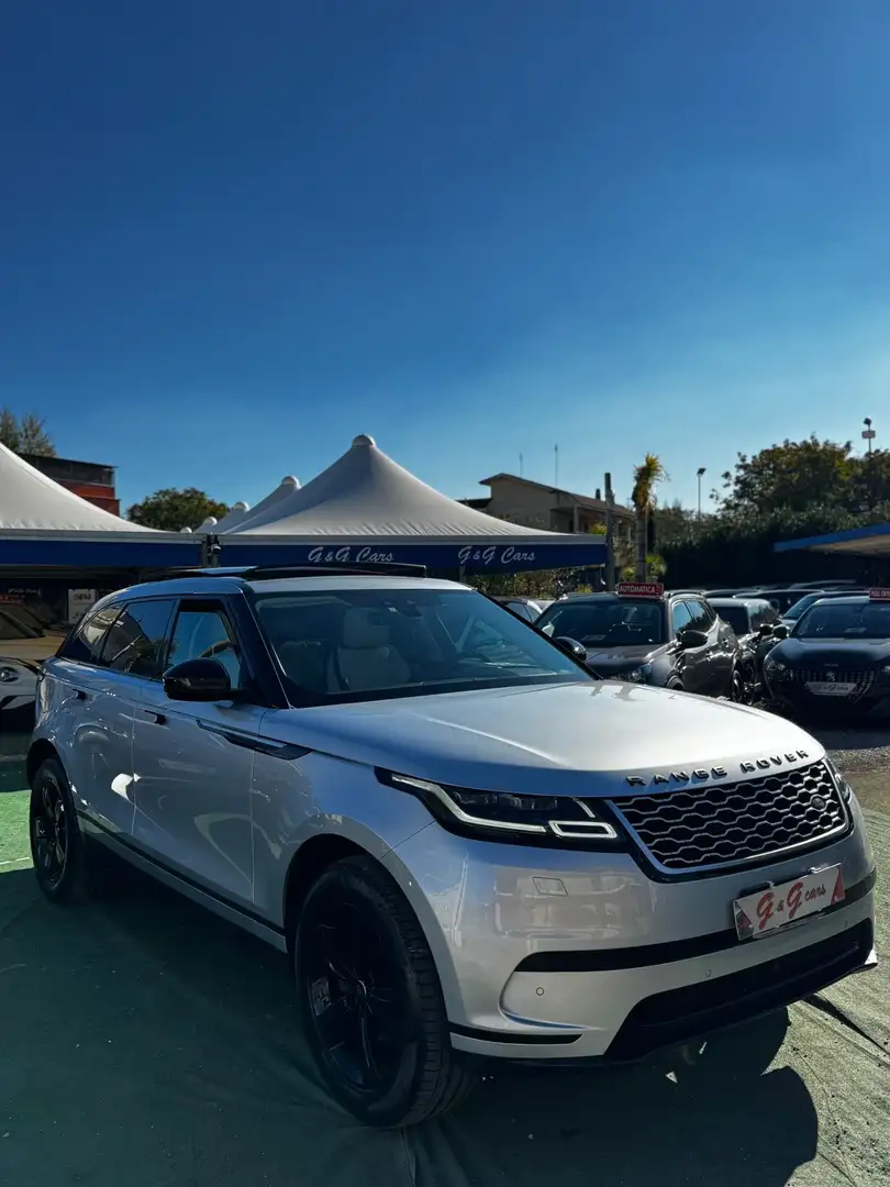 Land Rover Range Rover Velar 2.0d i4 SE 240cv auto my19 + Tetto Gris - 2